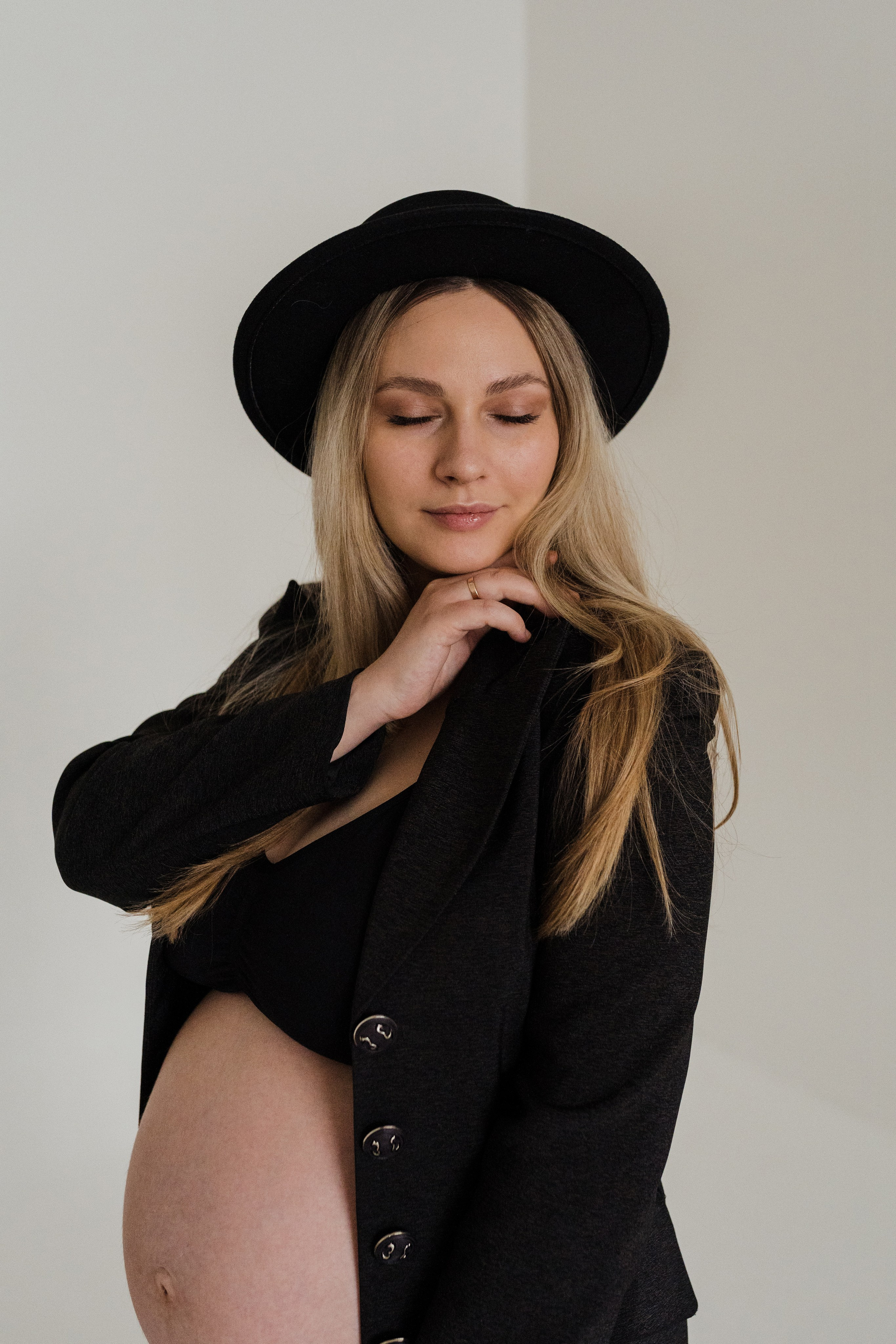 Семейная фотосессия в студии в Москве, семейный фотограф Анна Полушина. Свадебный фотограф в Москве Анна Полушина