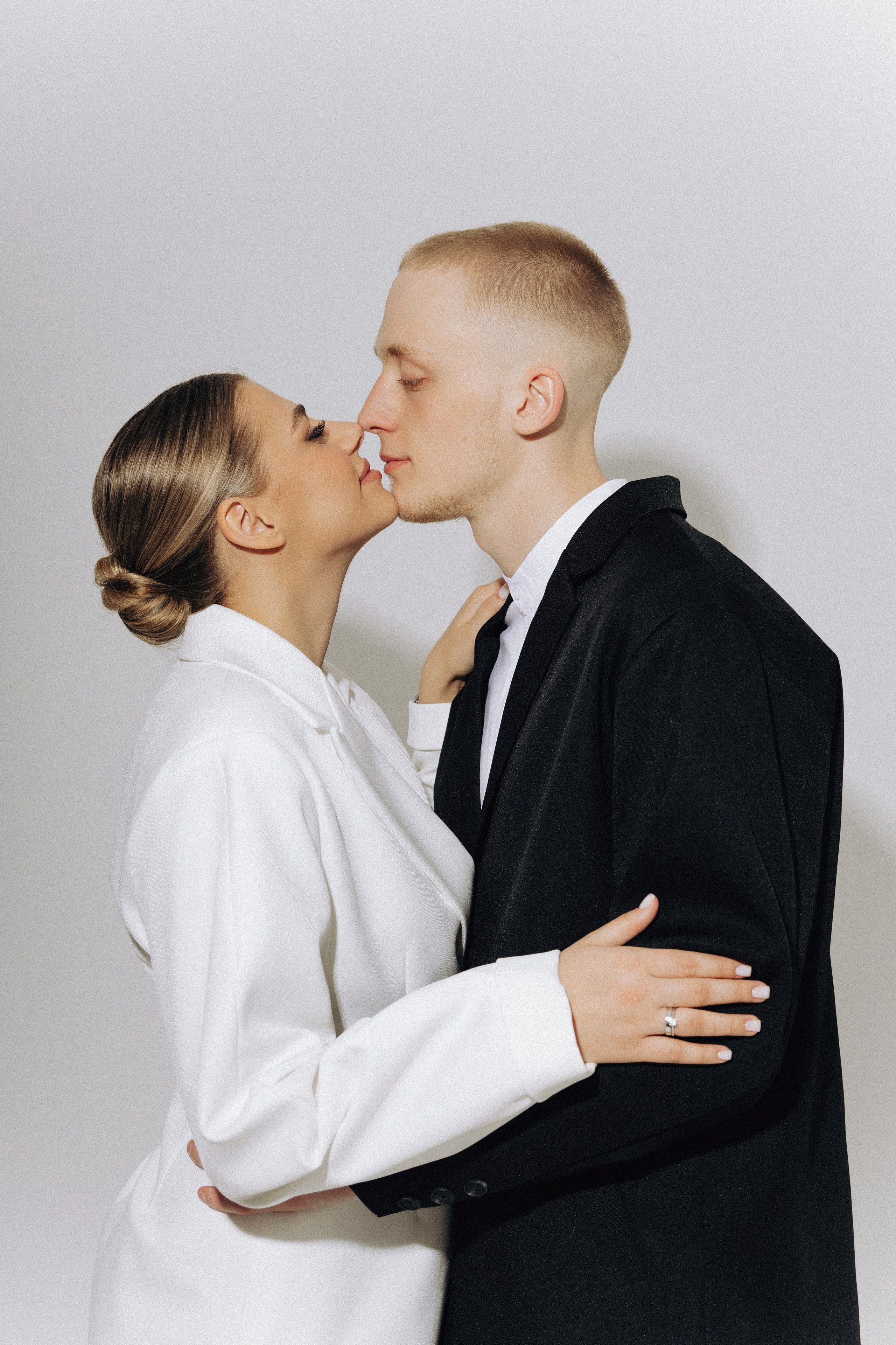 WEDDING (Кристина и Максим). Photographer — Regina Sal’manova. Uray