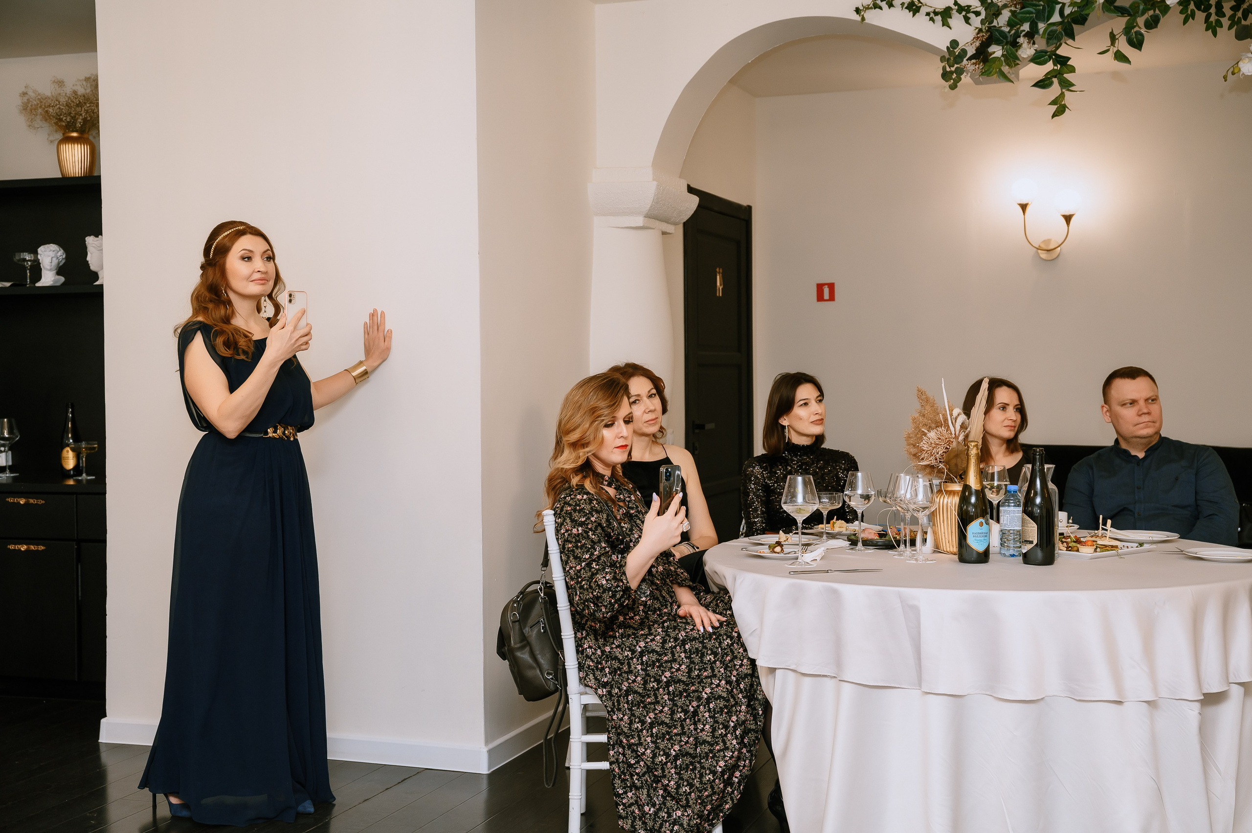 Поэтический вечер Ольги Любимовой. Свадебный и просто хороший фотограф в Челябинске