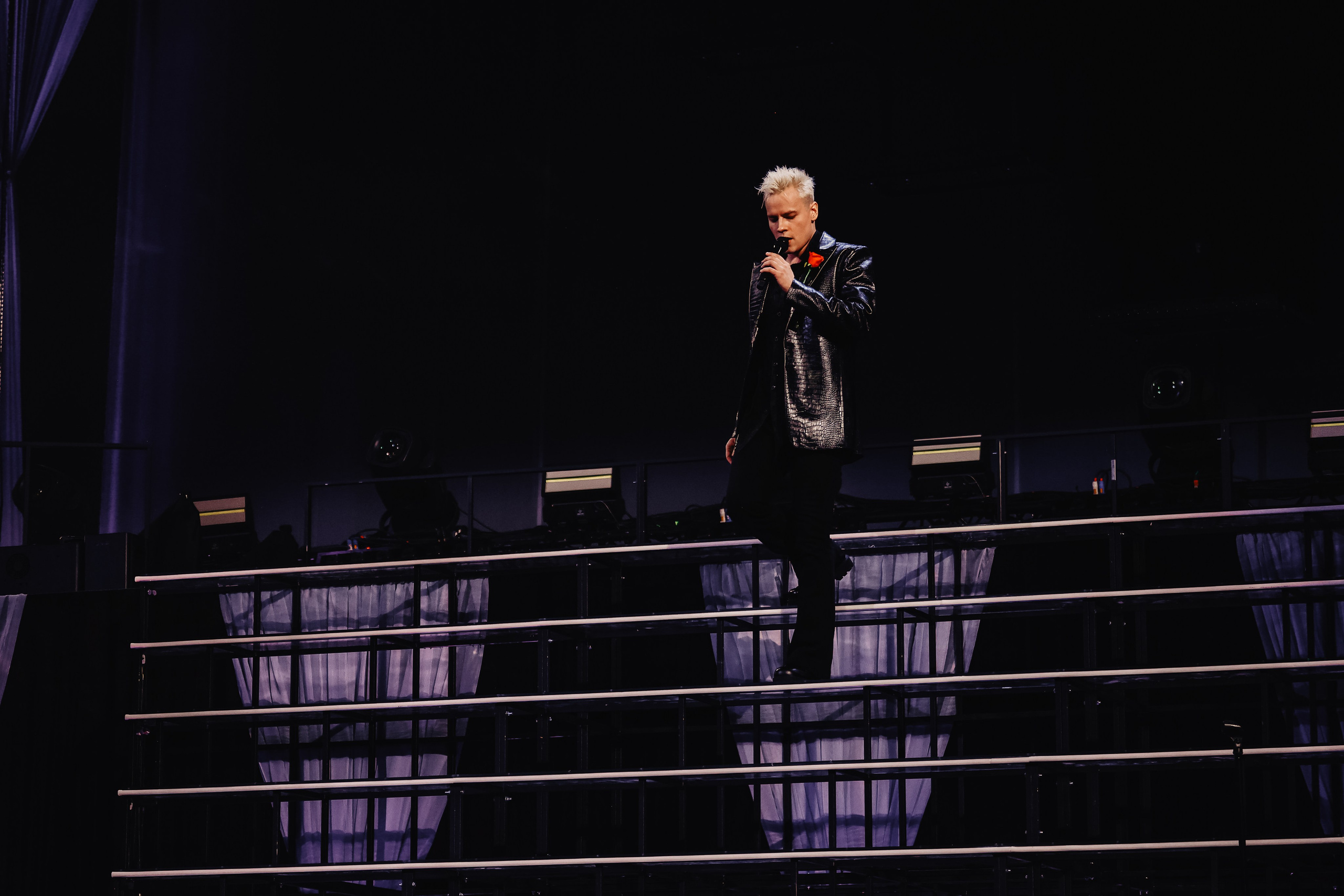 ШАМАН-ОНА МОЯ! @LIVE ARENA