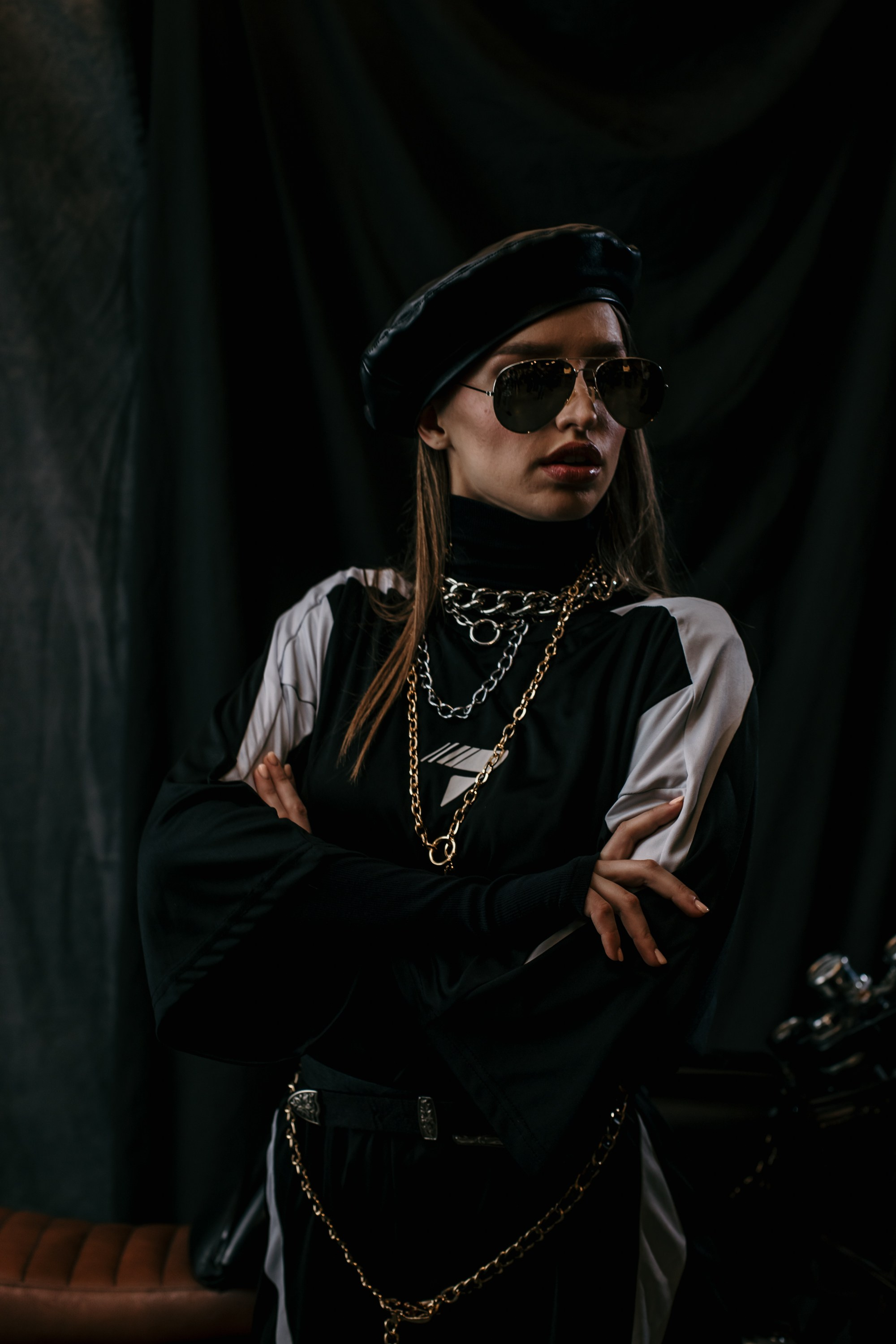 Девушки-байкеры — Фотосессия с мотоциклом в Питере. Свадебный, семейный, портретный, репортажный фотограф в Санкт-Петербурге