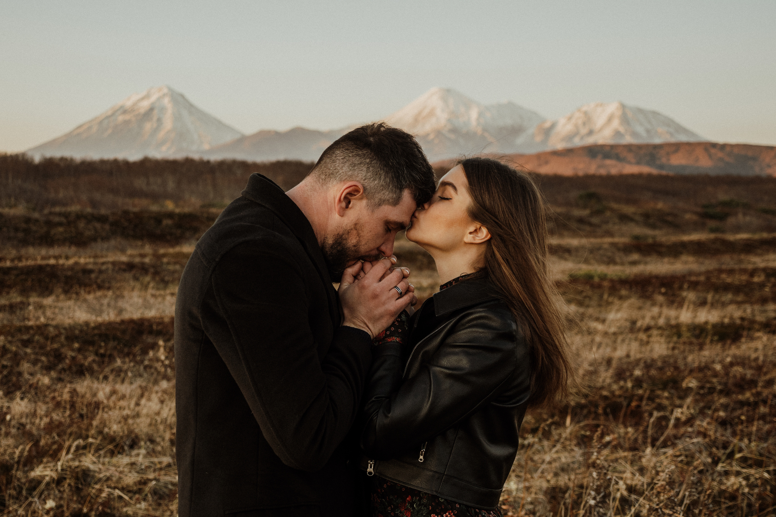 Ярослав и Роза. Свадебное фото и видео на Камчатке. Туристические маршруты