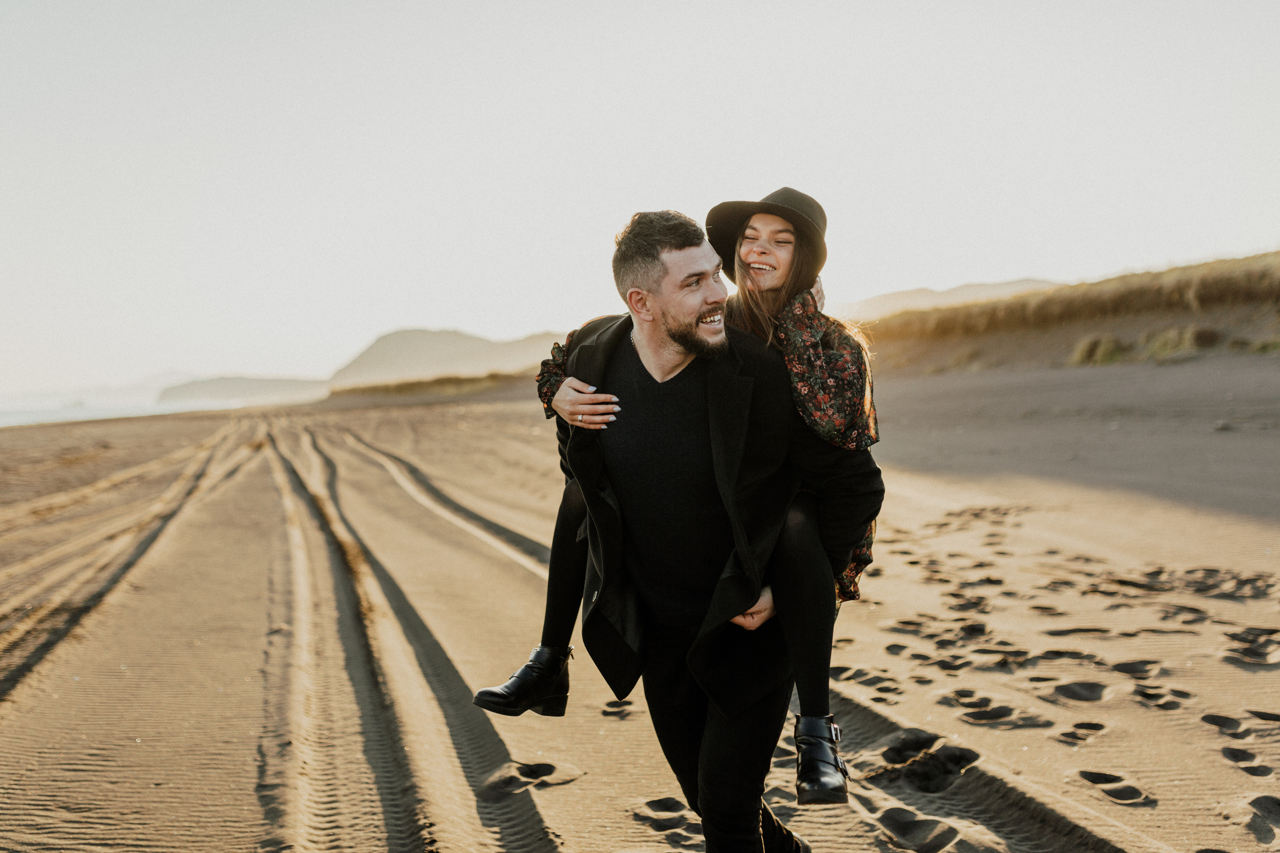 Ярослав и Роза. Свадебное фото и видео на Камчатке. Туристические маршруты