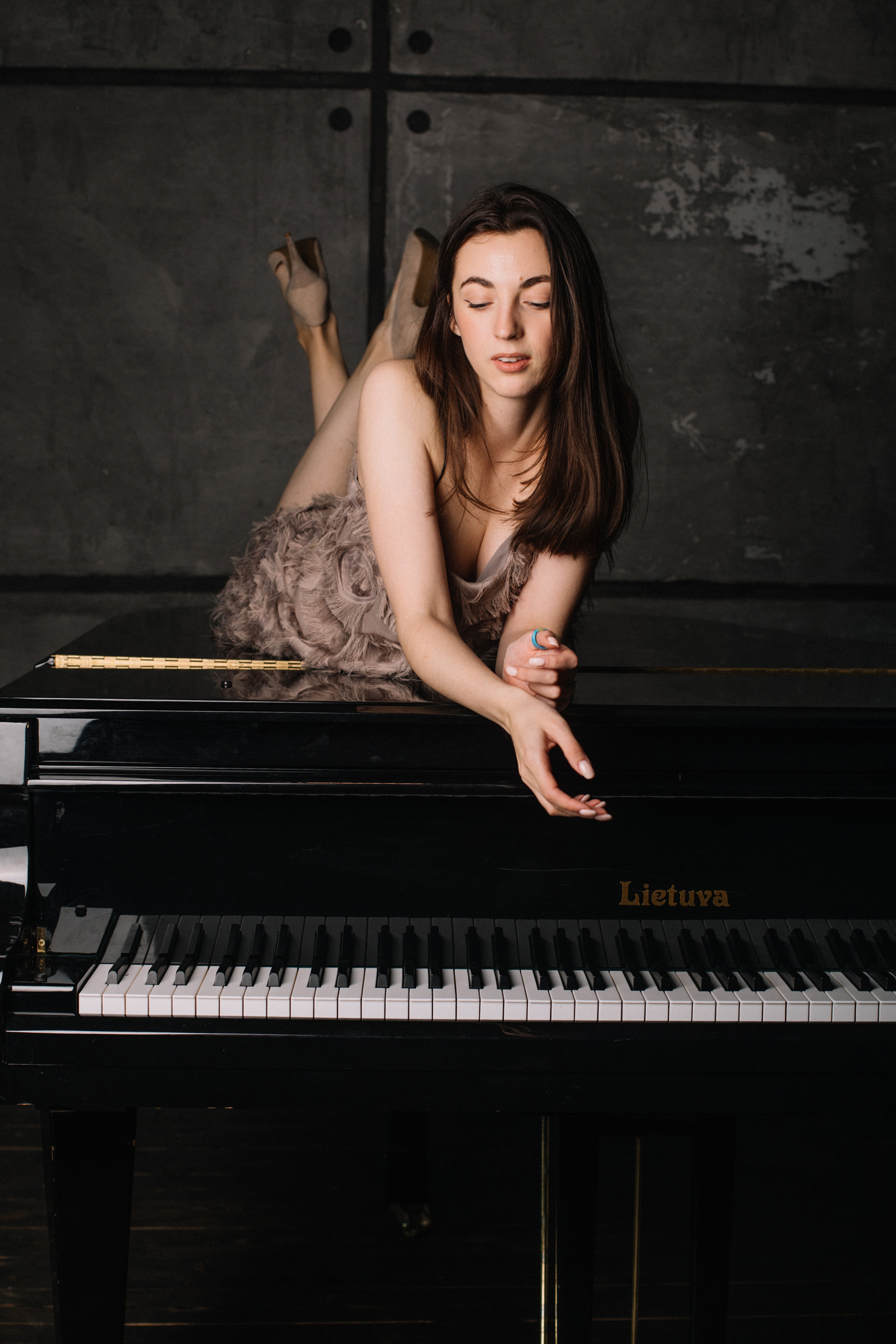 Катя в студии. Школьный и детский фотограф в Южно-Сахалинске Анастасия Лескова