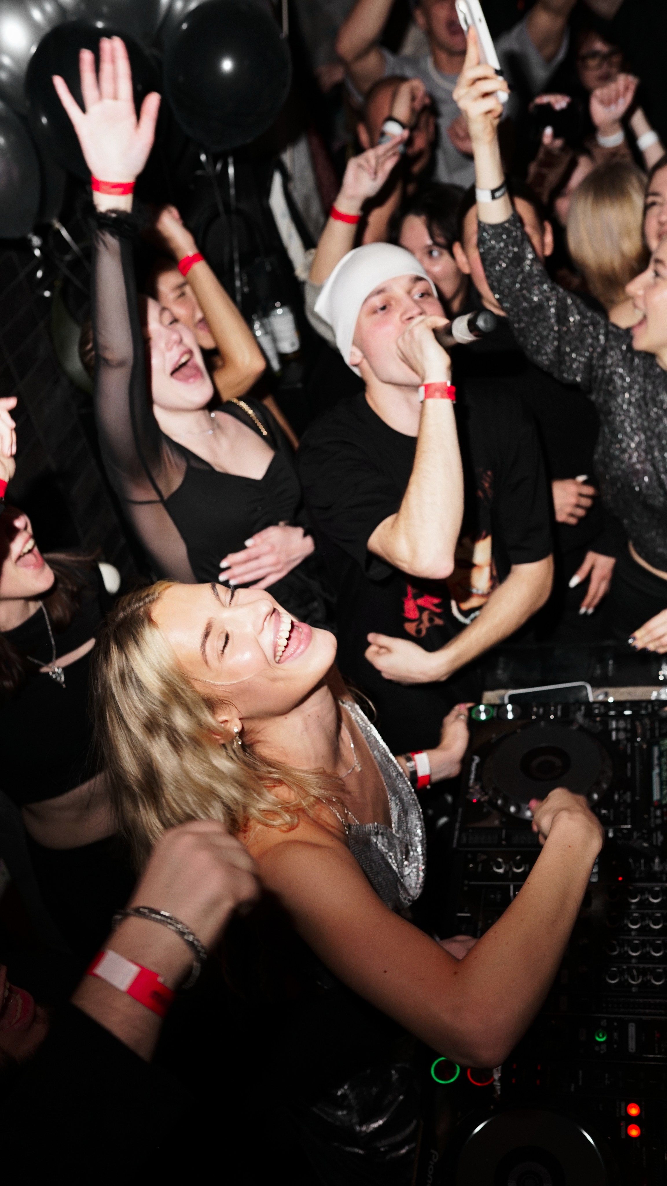 MadeKris. Коммерческий и репортажный фотограф в Санкт-Петербурге — Туся Сушка