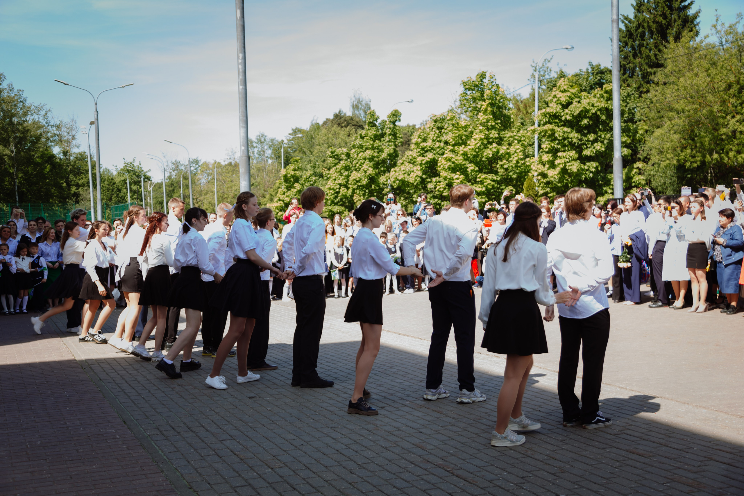 Последний звонок 2024 (2 часа фотосъемки). Профессиональный фотограф Надежда Антонова
