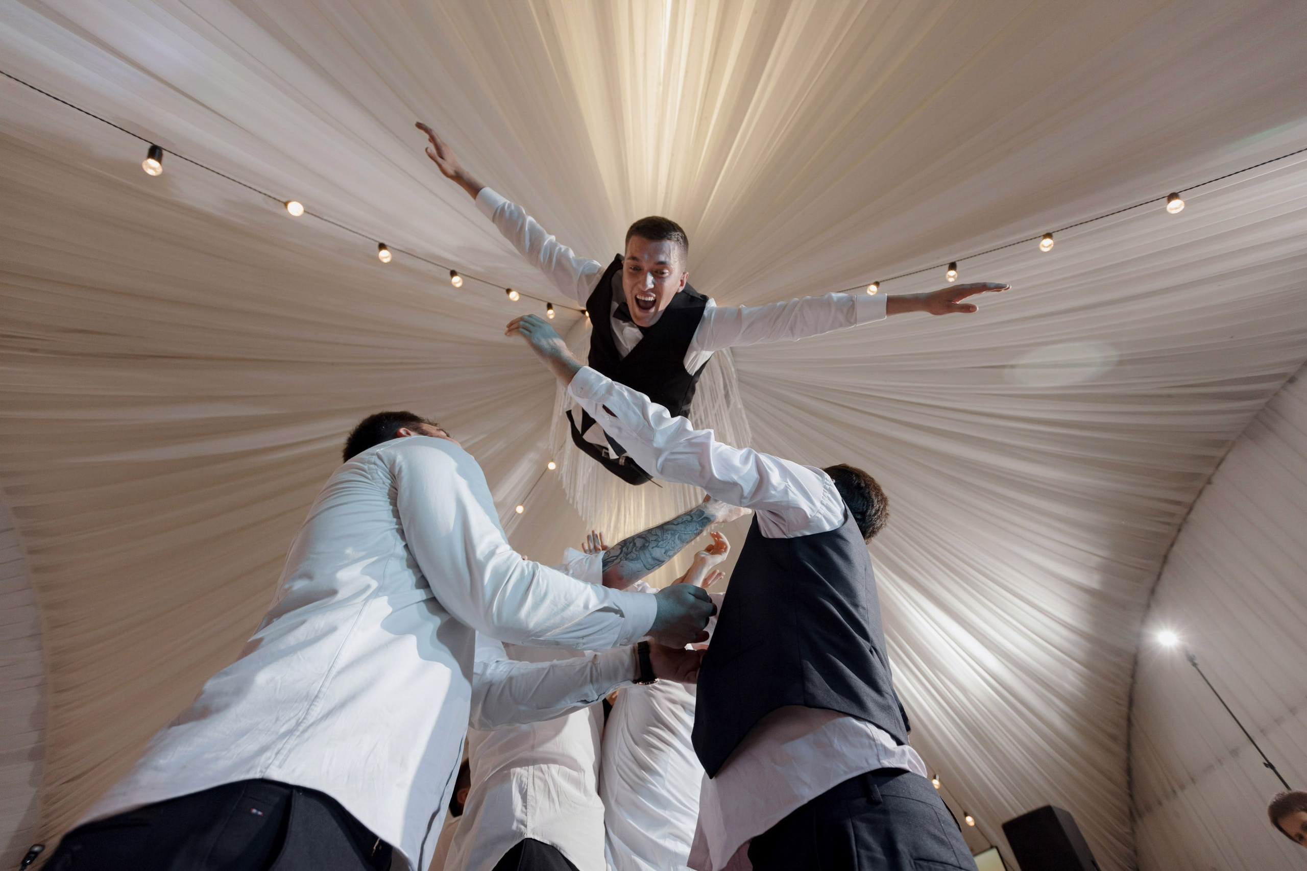 Александр и Валерия. Свадебный фотограф и видеограф Юрий и Эля Дубинины