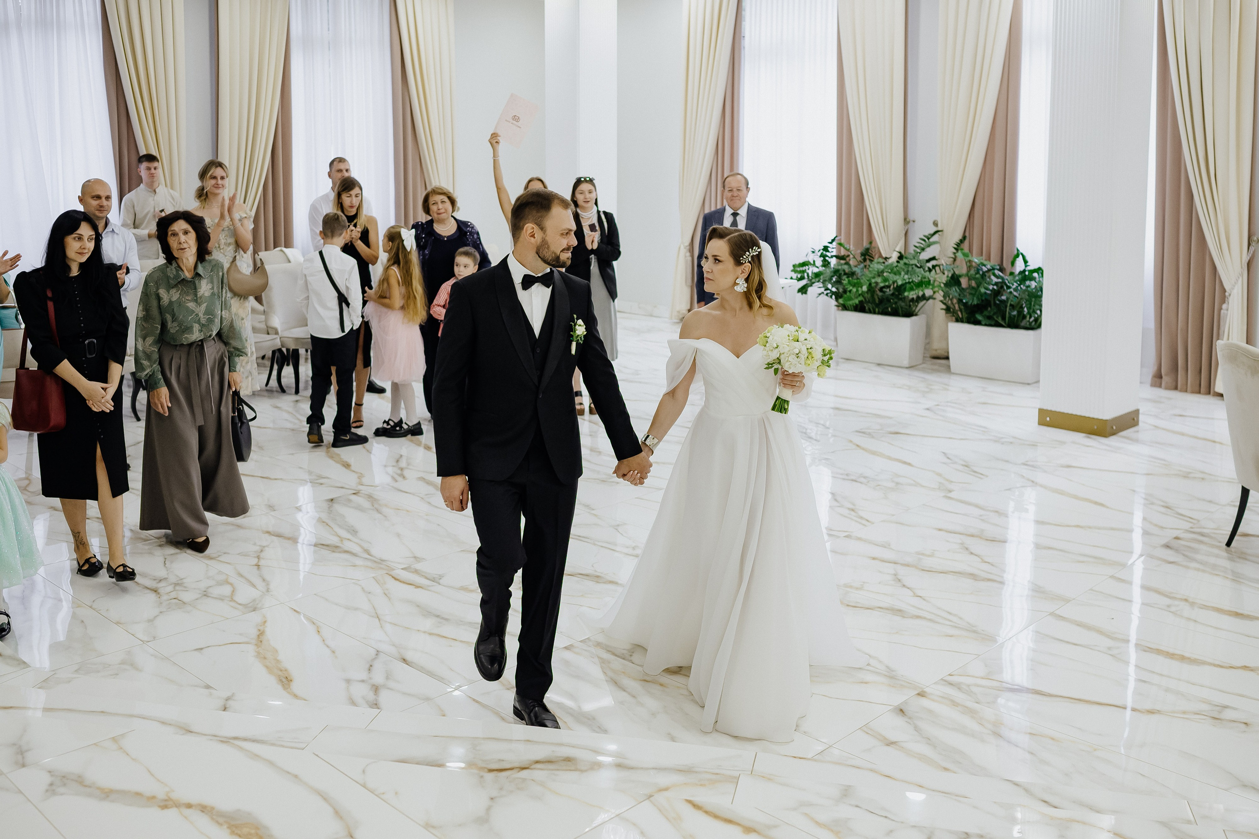 Свадебные сборы и фотосессия в отеле Милан. Свадебный фотограф Москва — Сергей и Татьяна