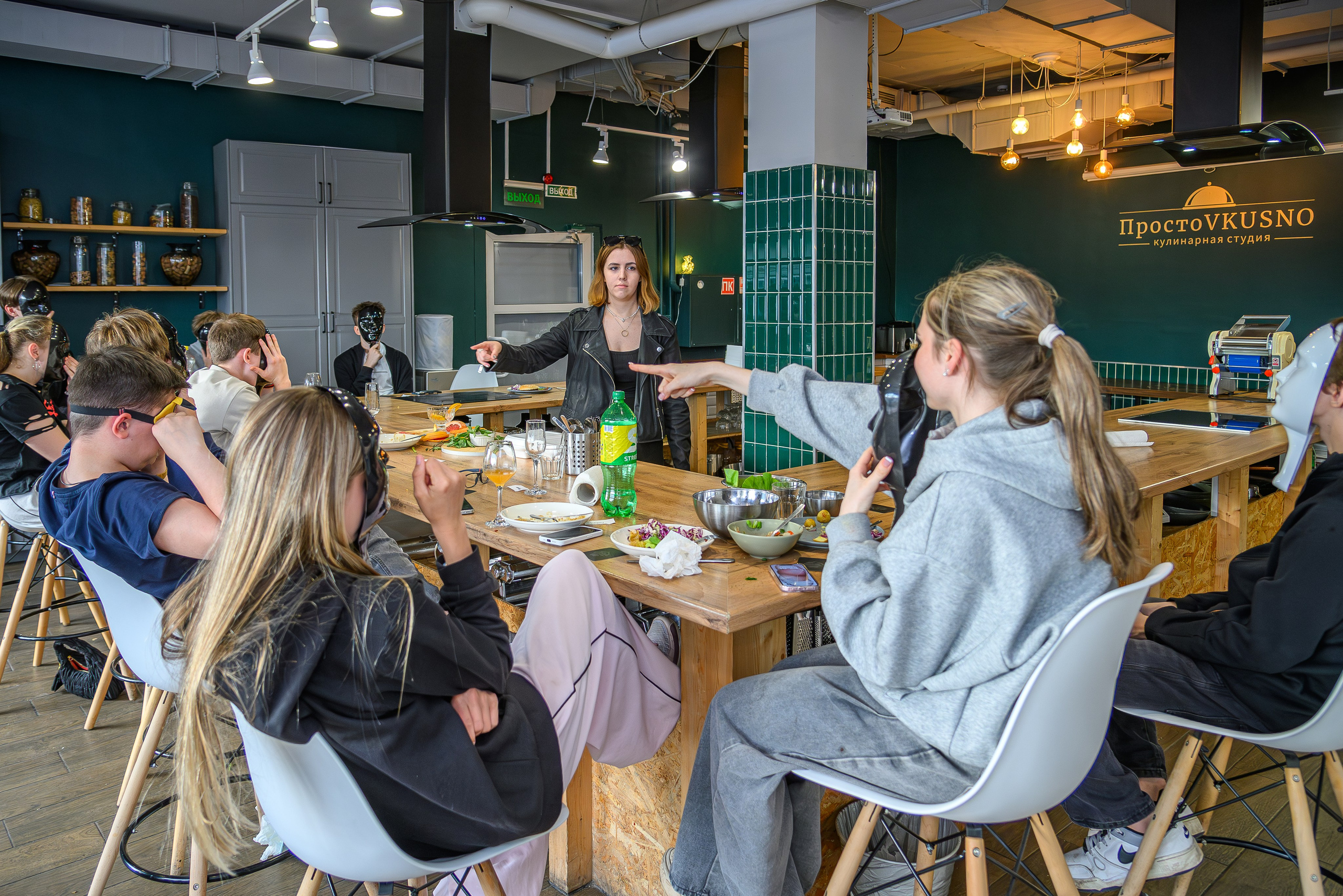 Фотосъемка «Мафия». Интерьерный & Репортажный фотограф Озеров Денис, г. Москва