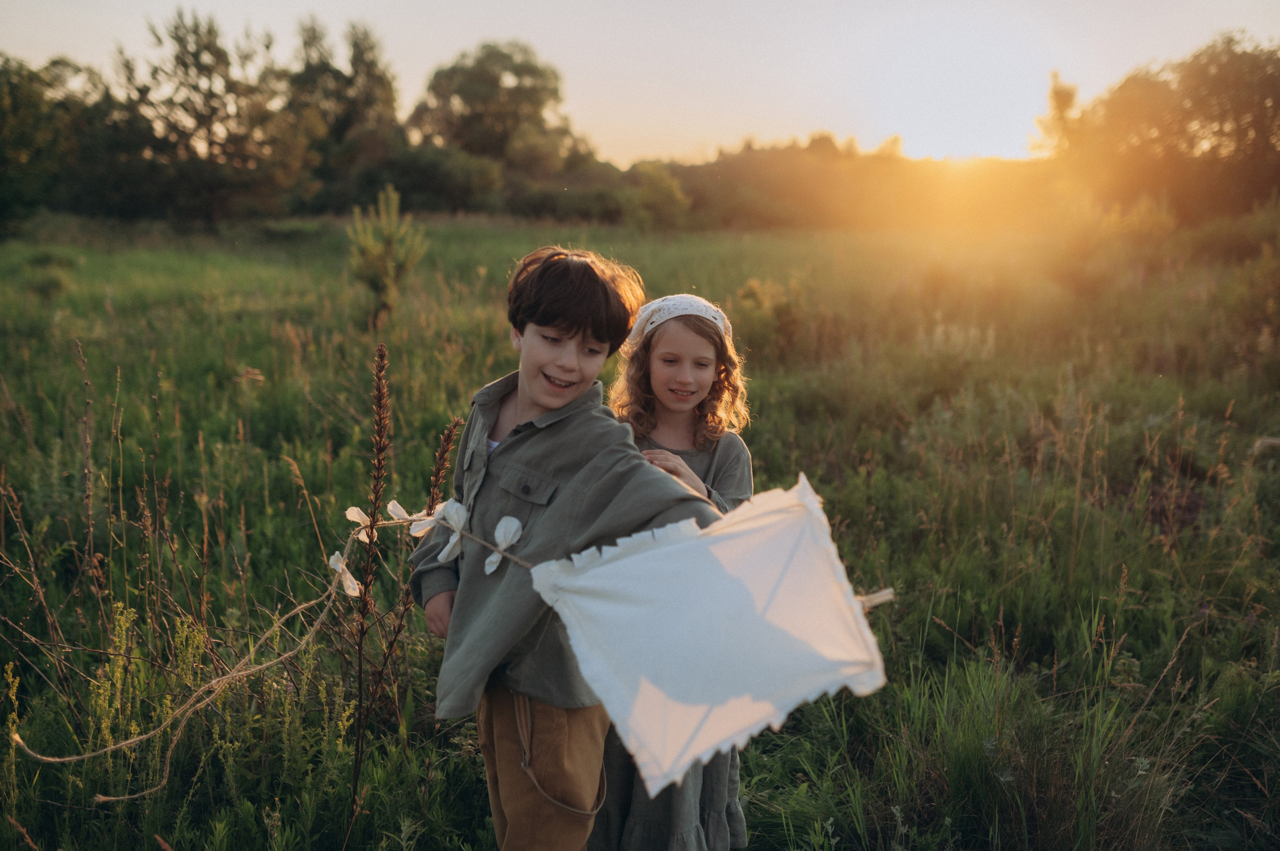 Соня и Захар — первая любовь и воздушный змей. Фотограф Мария Стрелкова