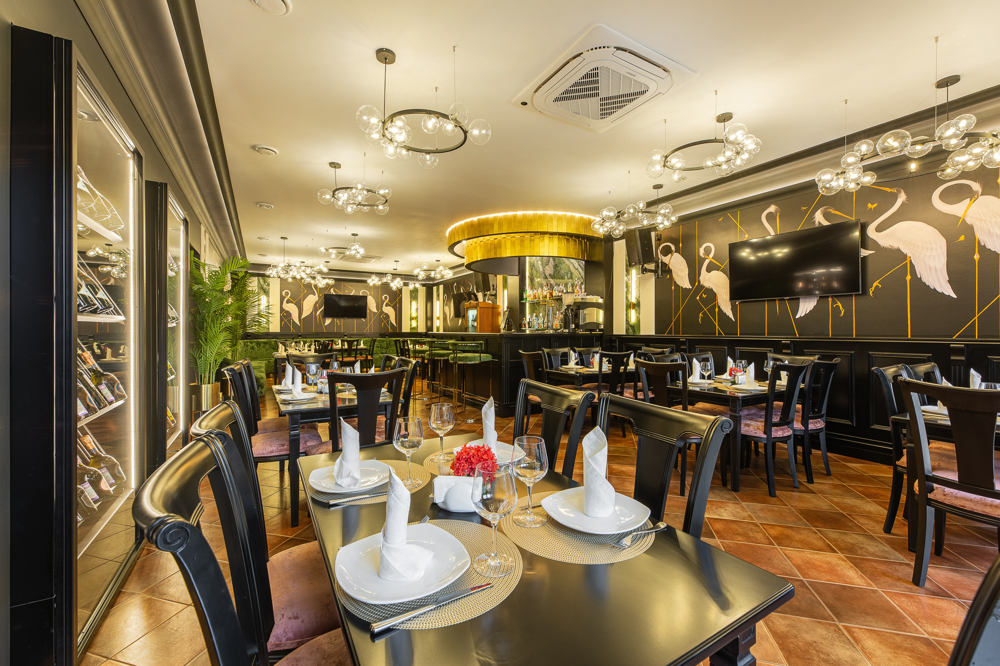 Renatphoto-Фотосъёмка для ресторана при отеле. Профессиональная фотосъёмка интерьеров, предметная фотосессия еды для меню г. Анапа