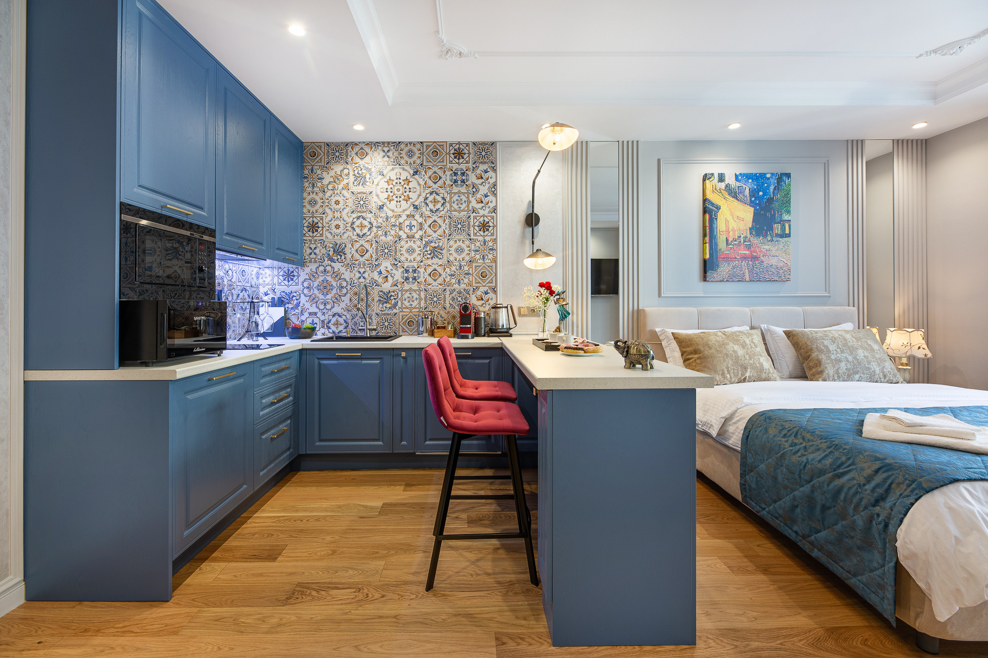 Renatphoto-фотосъемка апартаментов в Новороссийске. Профессиональная фотосъёмка интерьеров, предметная фотосессия еды для меню г. Анапа