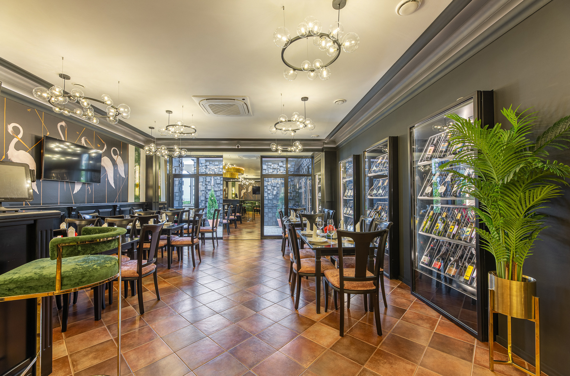 Renatphoto-Фотосъёмка для ресторана при отеле. Профессиональная фотосъёмка интерьеров, предметная фотосессия еды для меню г. Анапа