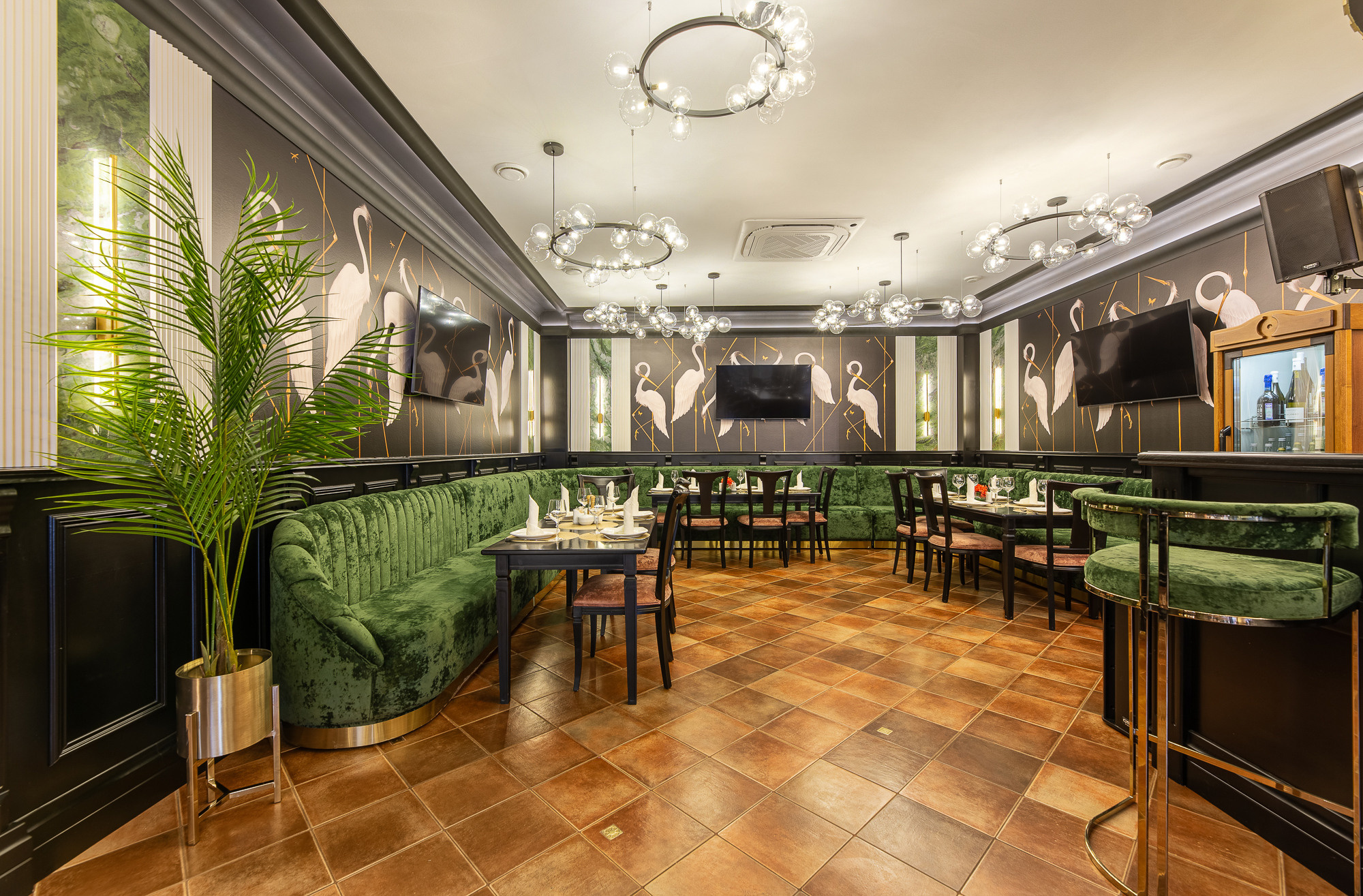 Renatphoto-Фотосъёмка для ресторана при отеле. Профессиональная фотосъёмка интерьеров, предметная фотосессия еды для меню г. Анапа