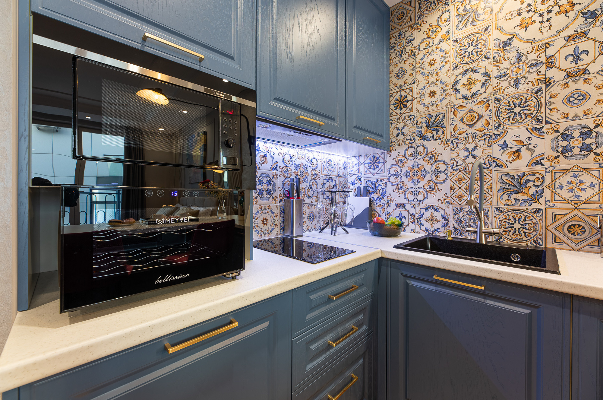 Renatphoto-фотосъемка апартаментов в Новороссийске. Профессиональная фотосъёмка интерьеров, предметная фотосессия еды для меню г. Анапа