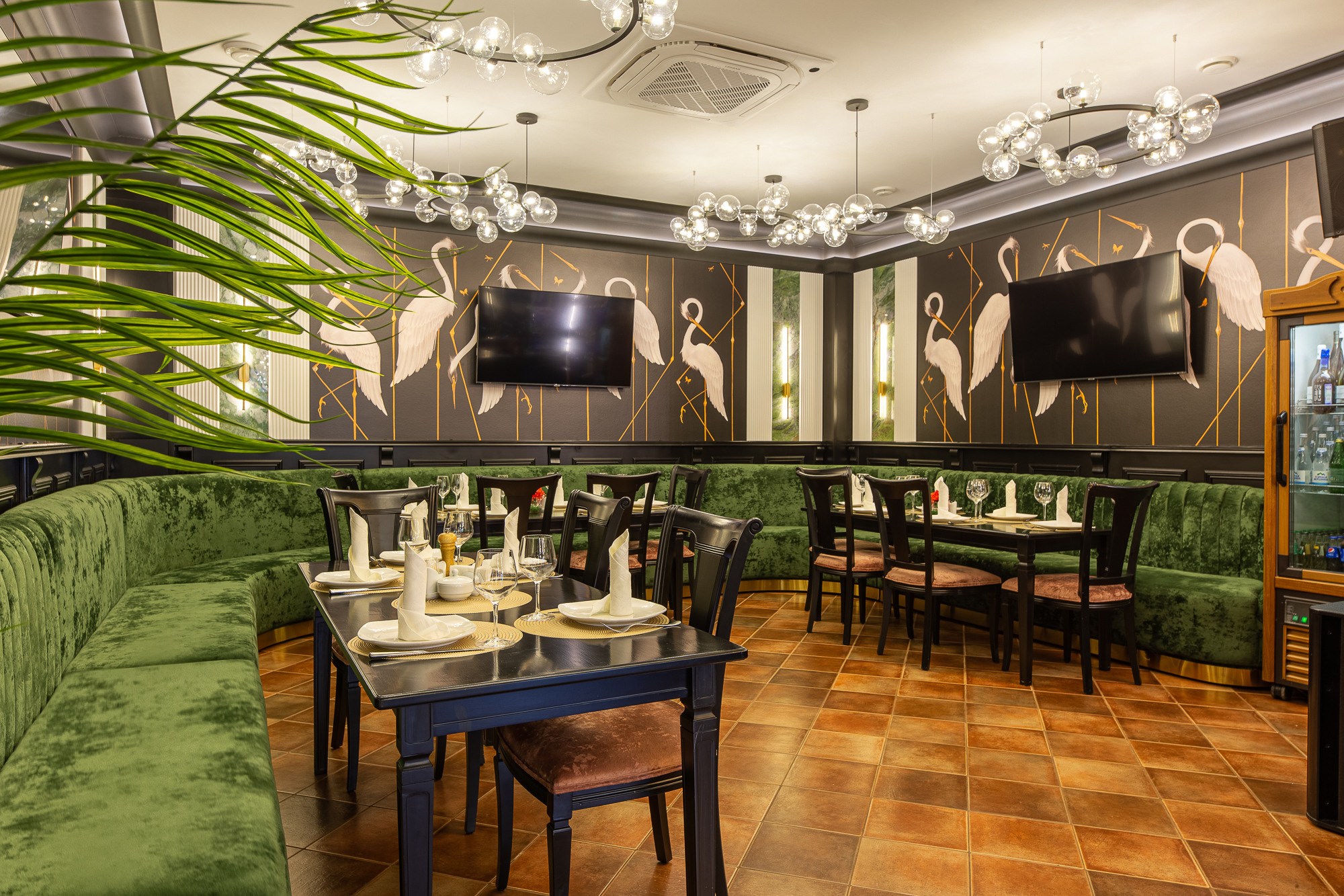 Renatphoto-Фотосъёмка для ресторана при отеле. Профессиональная фотосъёмка интерьеров, предметная фотосессия еды для меню г. Анапа