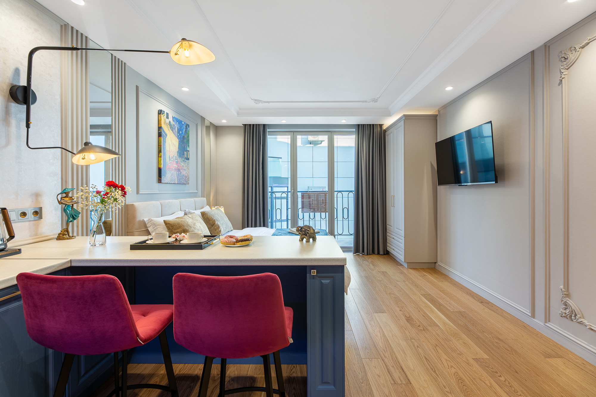 Renatphoto-фотосъемка апартаментов в Новороссийске. Профессиональная фотосъёмка интерьеров, предметная фотосессия еды для меню г. Анапа