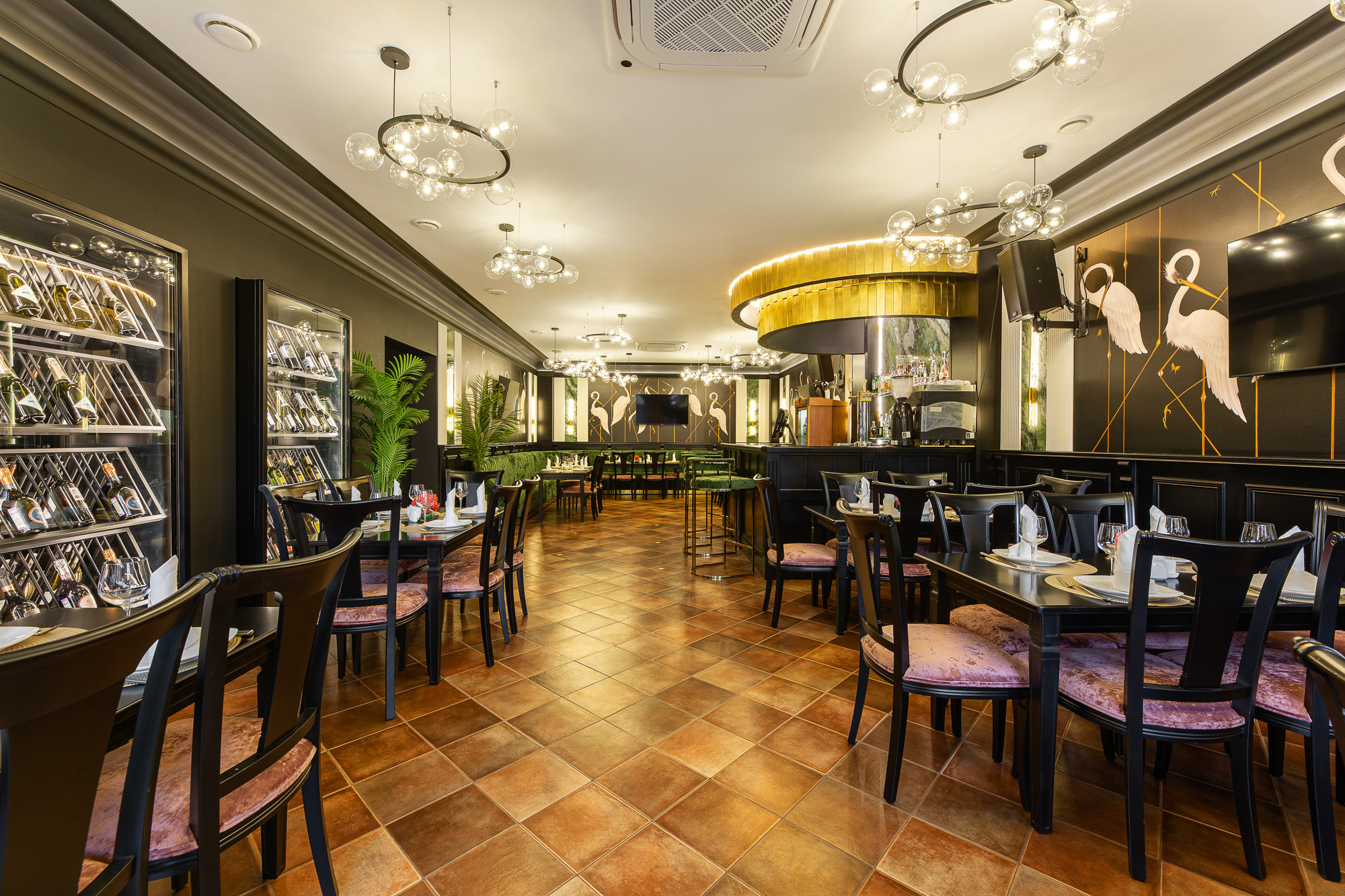 Renatphoto-Фотосъёмка для ресторана при отеле. Профессиональная фотосъёмка интерьеров, предметная фотосессия еды для меню г. Анапа