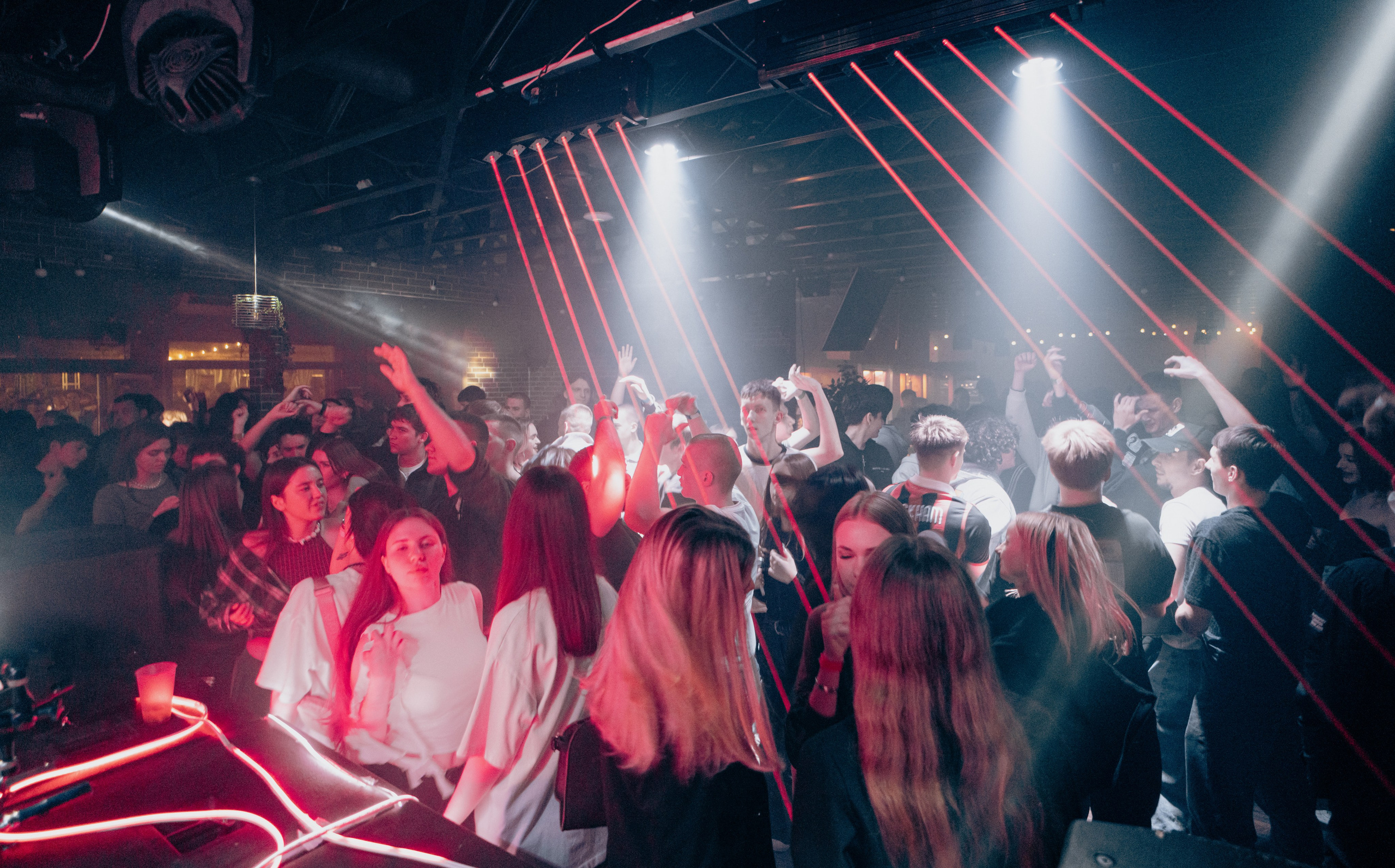 Only Birthday Party & 2HUG + Secret Guest / @Небесный сад. Концертный фотограф в Краснодаре