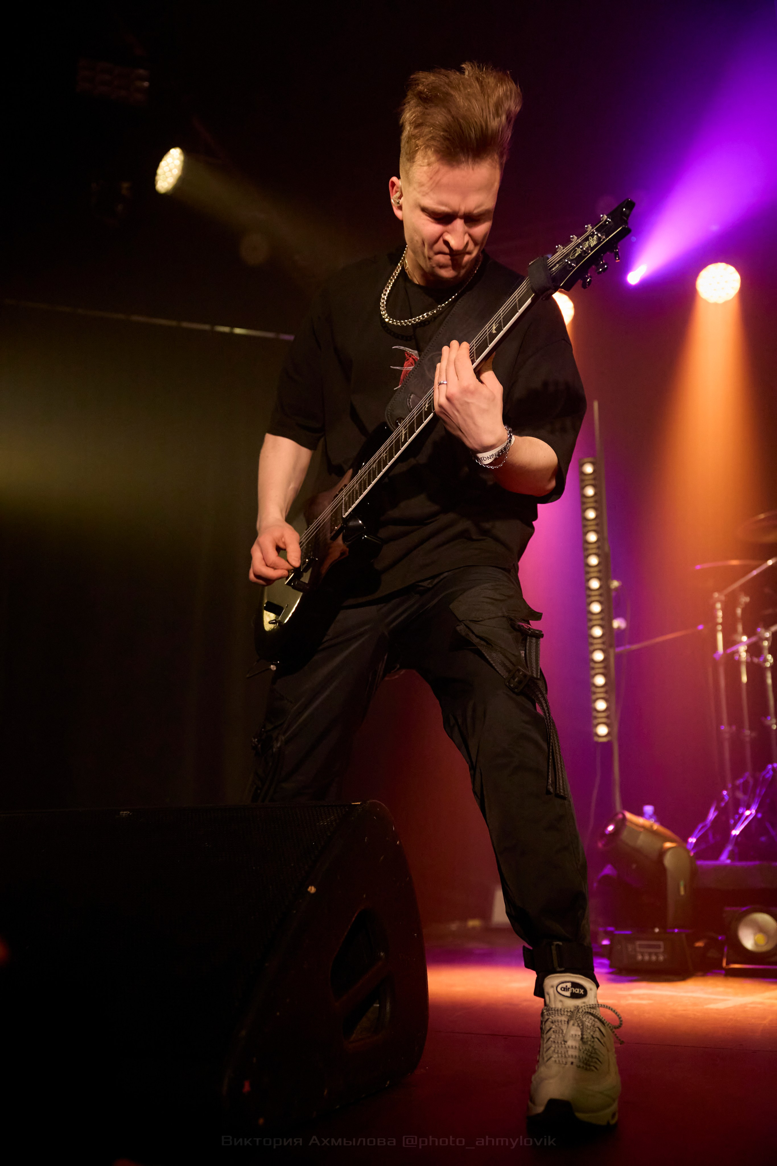 30.03.2024 iOstra Glastonberry. Виктория Ахмылова. Фотограф в Москве