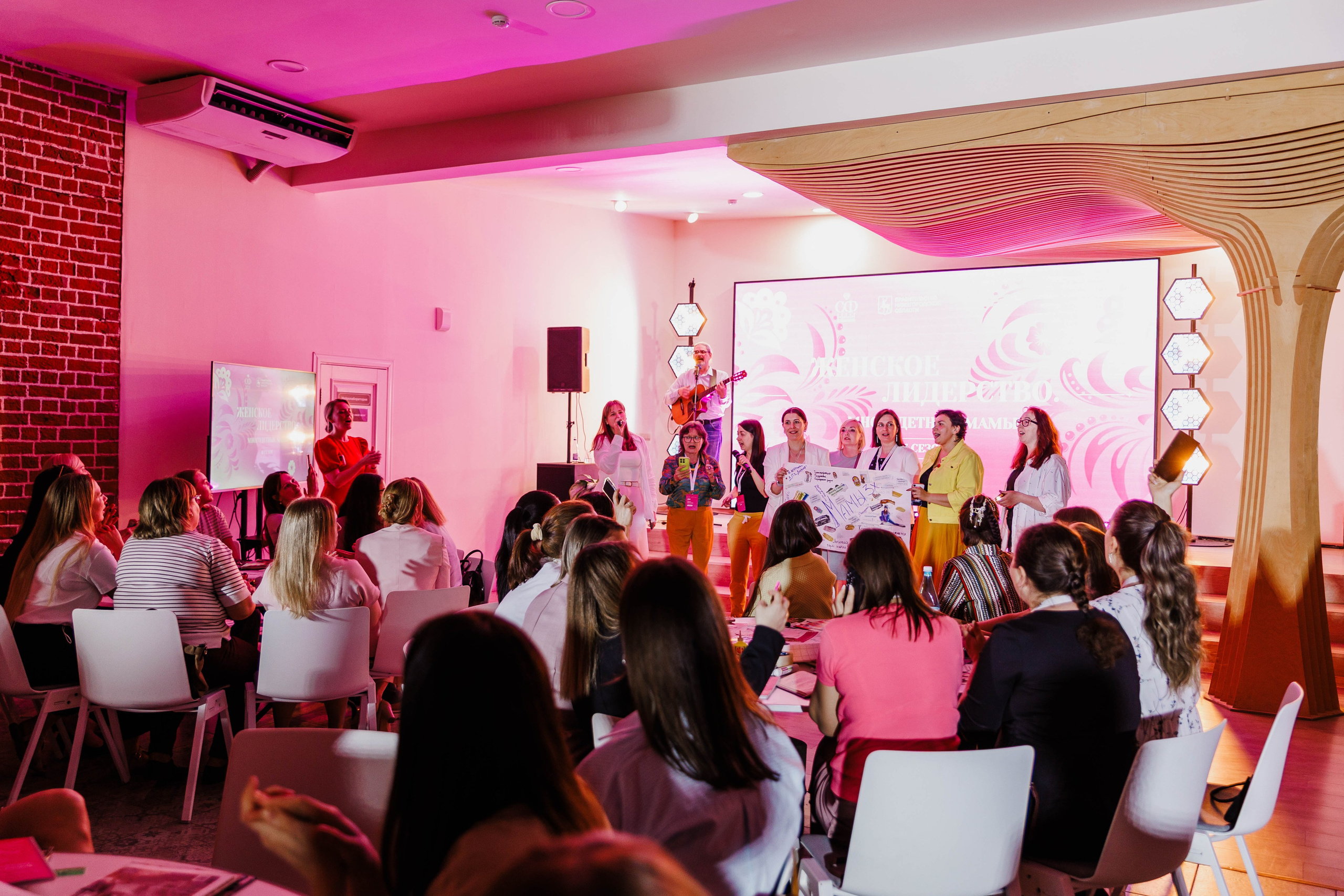 ЖЕНСКОЕ ЛИДЕРСТВО. МНОГОДЕТНЫЕ МАМЫ. РЕПОРТАЖНЫЙ ФОТОГРАФ НИЖНИЙ НОВГОРОД Игнатьева Виктория