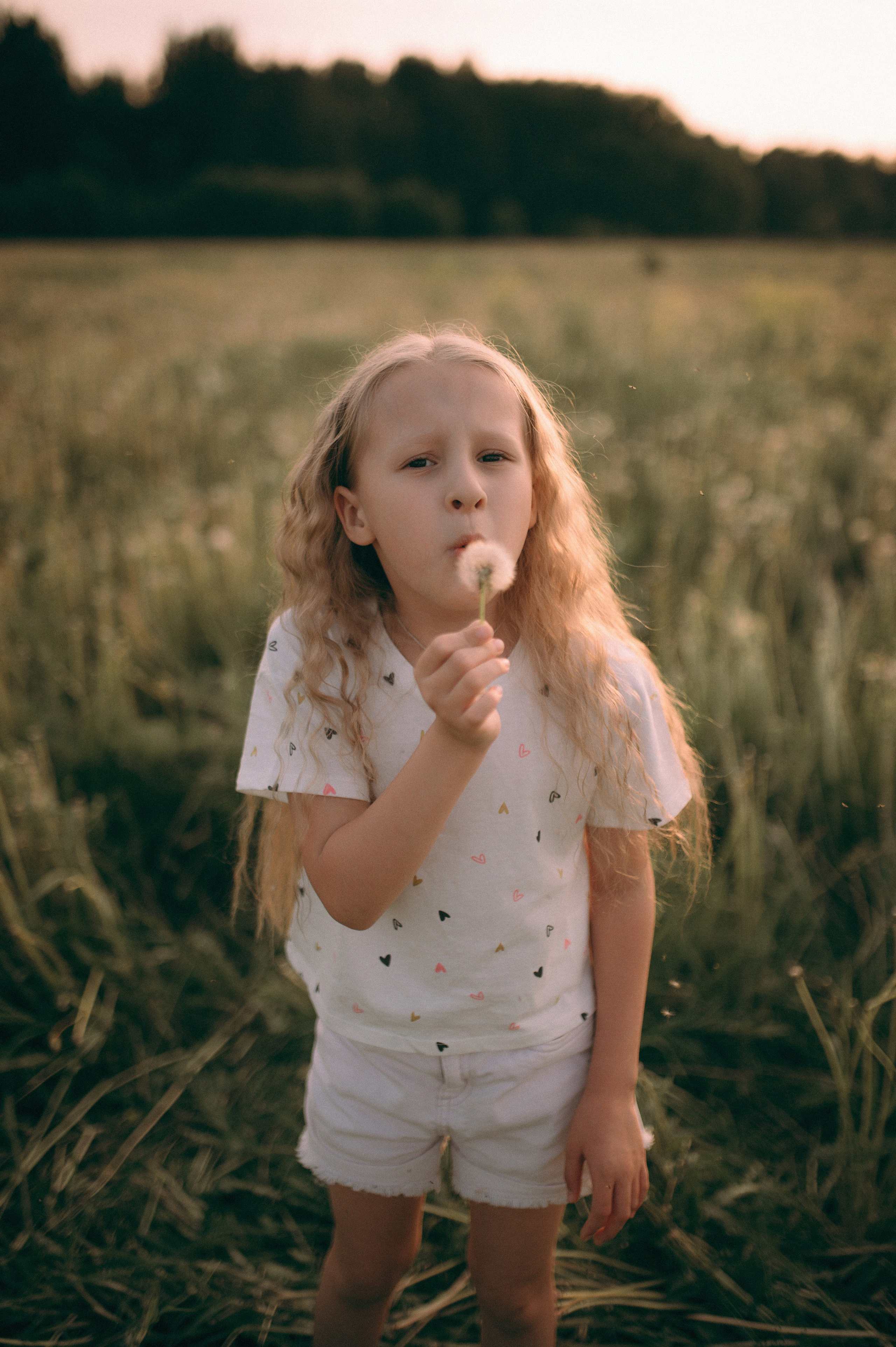 Валя и Лена. Фотограф, г. Лесной Свердловской области