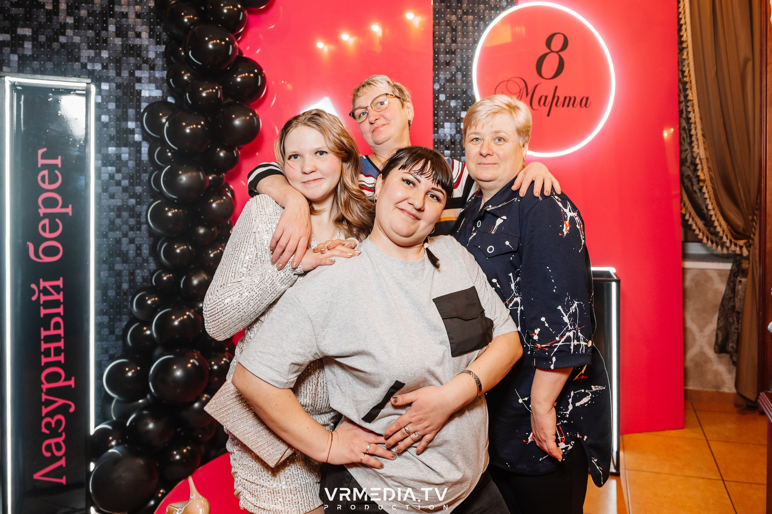 Международный женский день в ресторане «Лазурный берег»