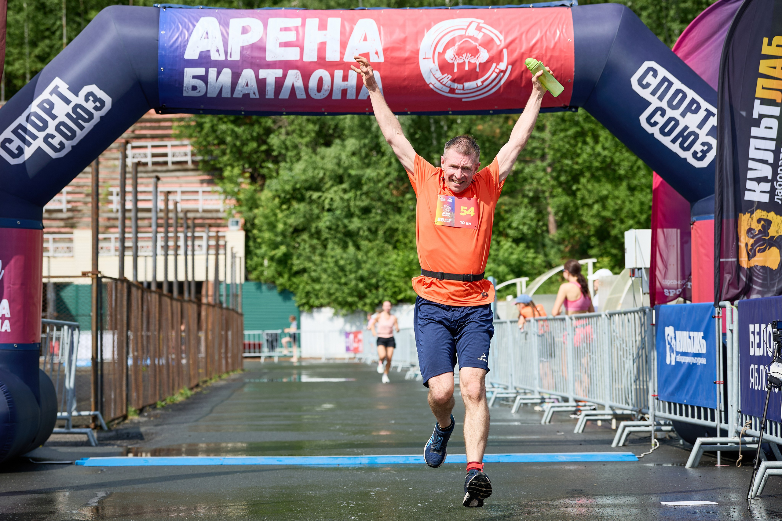 Забег Арена Биатлона 28.06.26. Фотограф в Новосибирске Алена Скокова