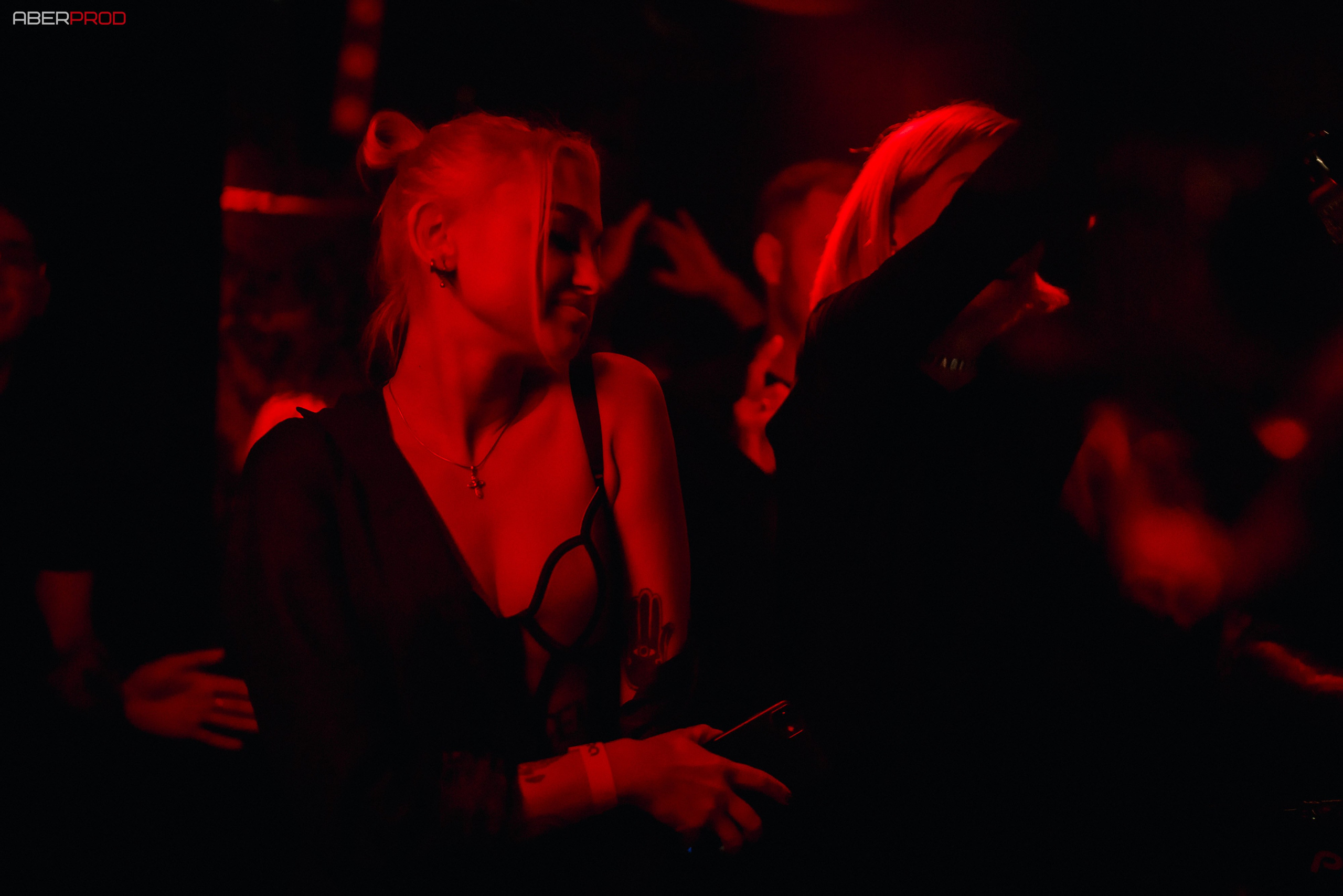 AURA — TREFF8. Репортажный (клубный) фотограф в Москве