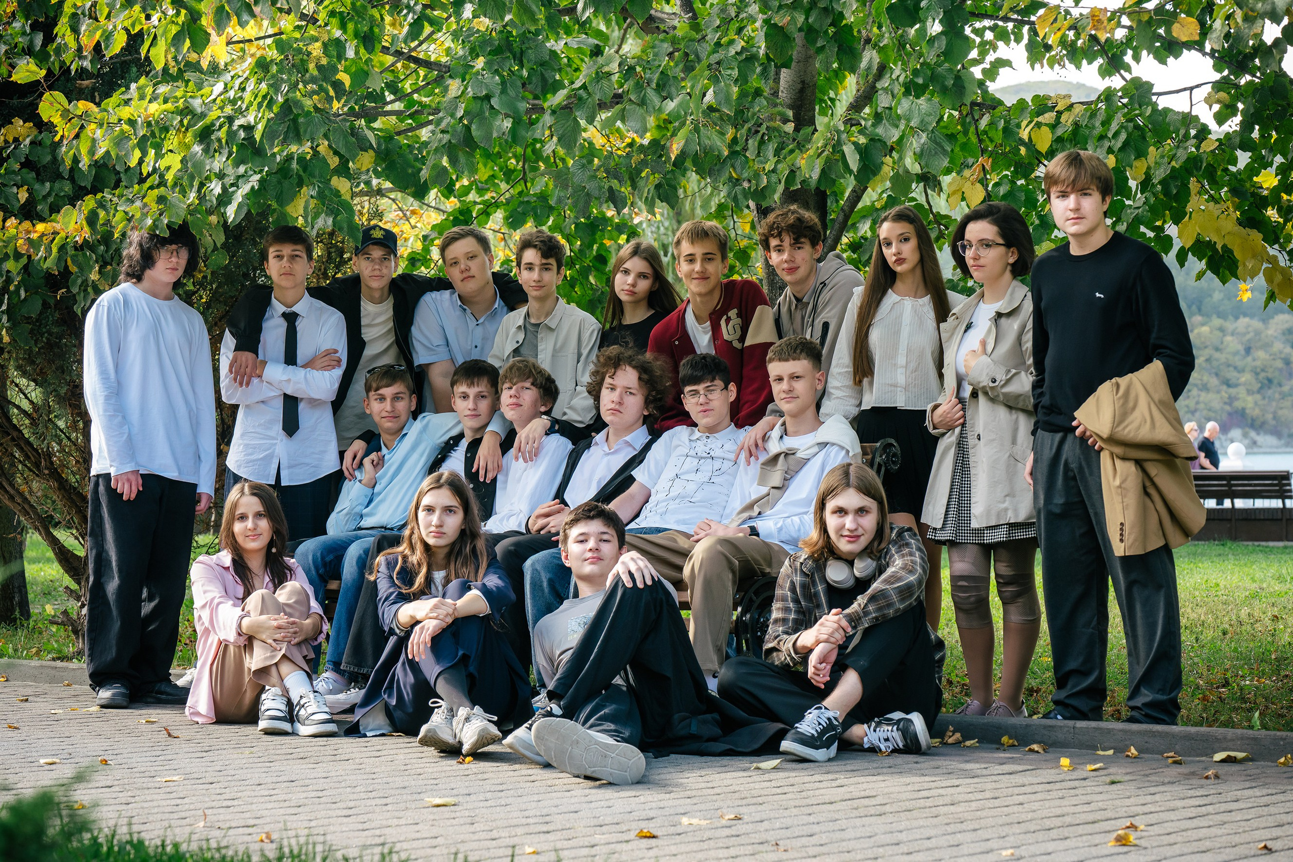 Сьемка на природе. Выпускные альбомы, школьные фотосессии в городе Новороссийске