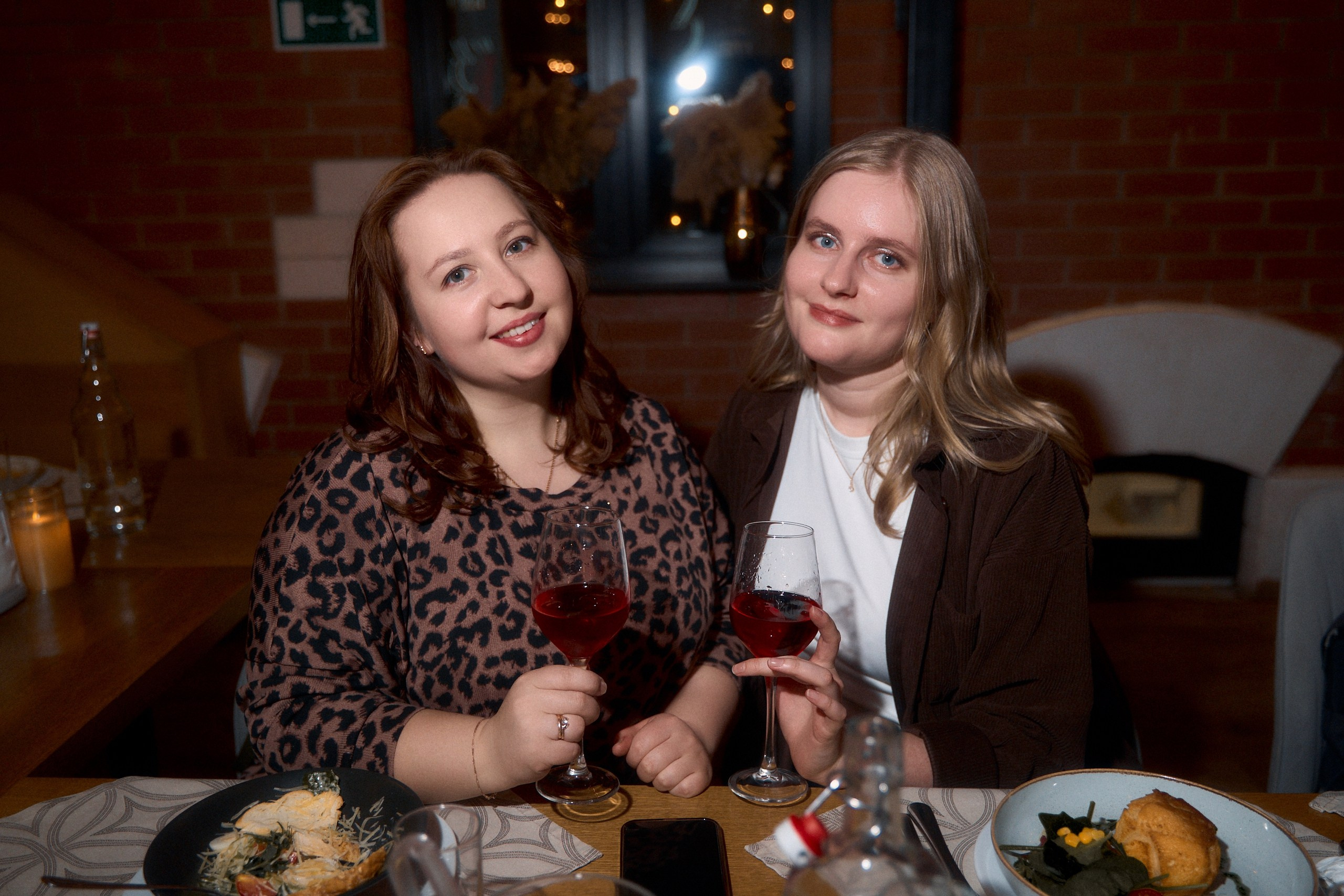 День встречи выпускников 2025 в Торжке ресторан Оникс. Павленко Дмитрий фотограф и видеограф в Торжке