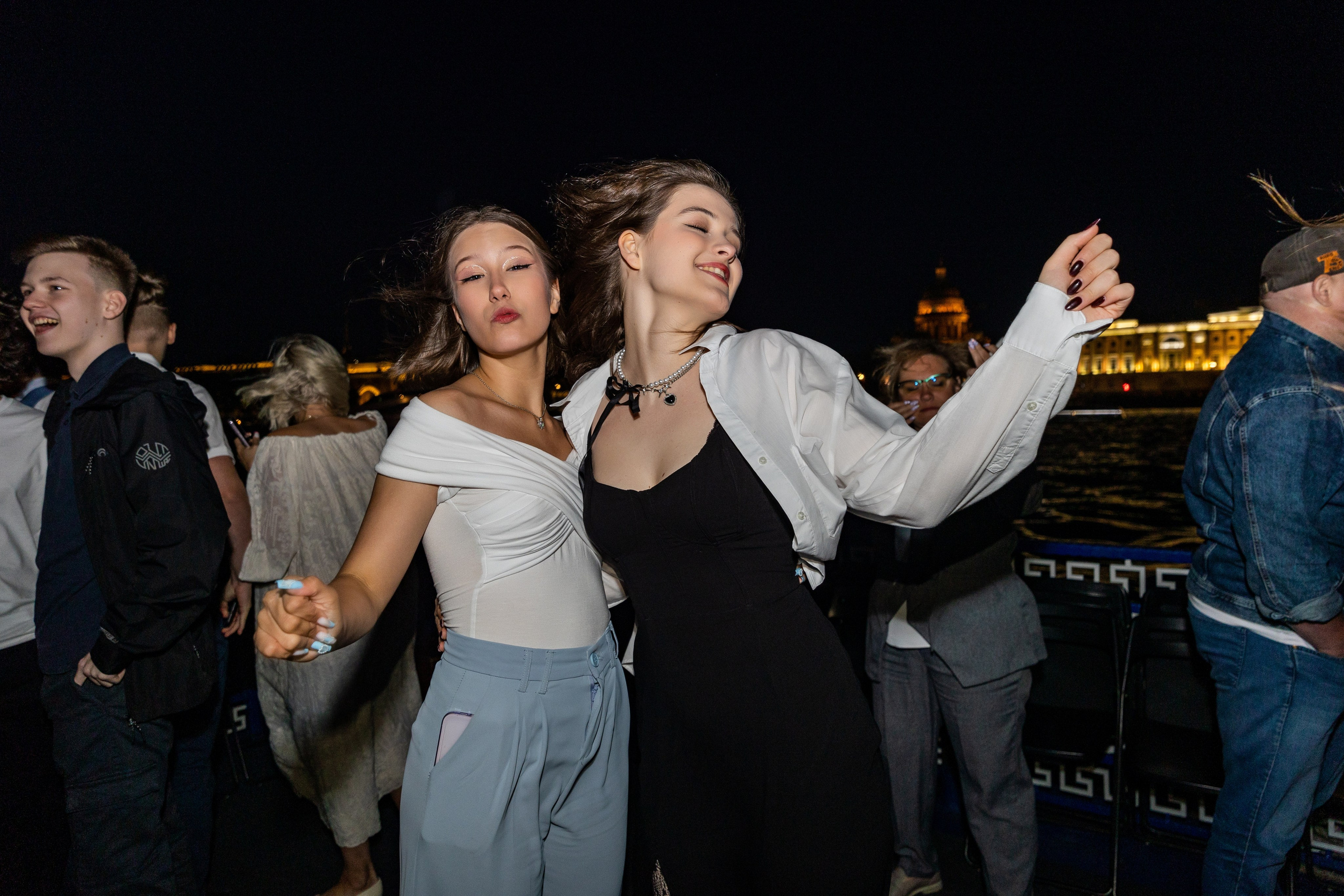 Выпускной на караблике 9 класс. Фотограф в Санкт-Петербурге Закута Ольга