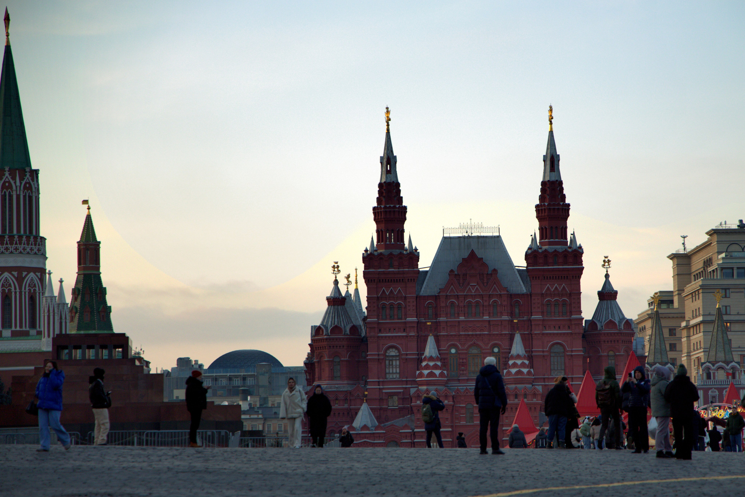 МОЙ ГОРОД. ФОТОГРАФ В МОСКВЕ СТАНИСЛАВ КОБЗЕВ