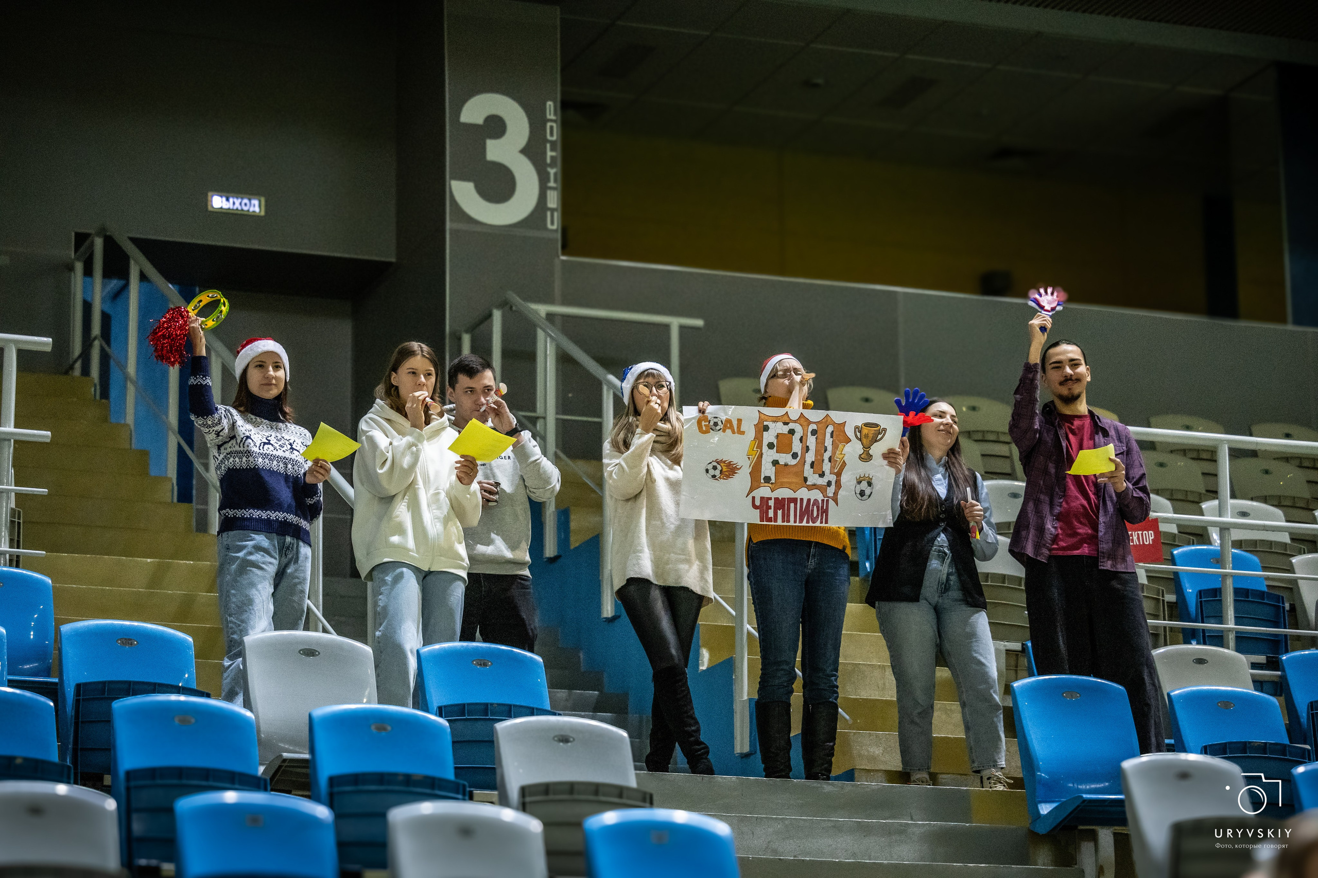 Командор футбол 29.11.2025. Игорь Урывский. Фотограф Красноярск