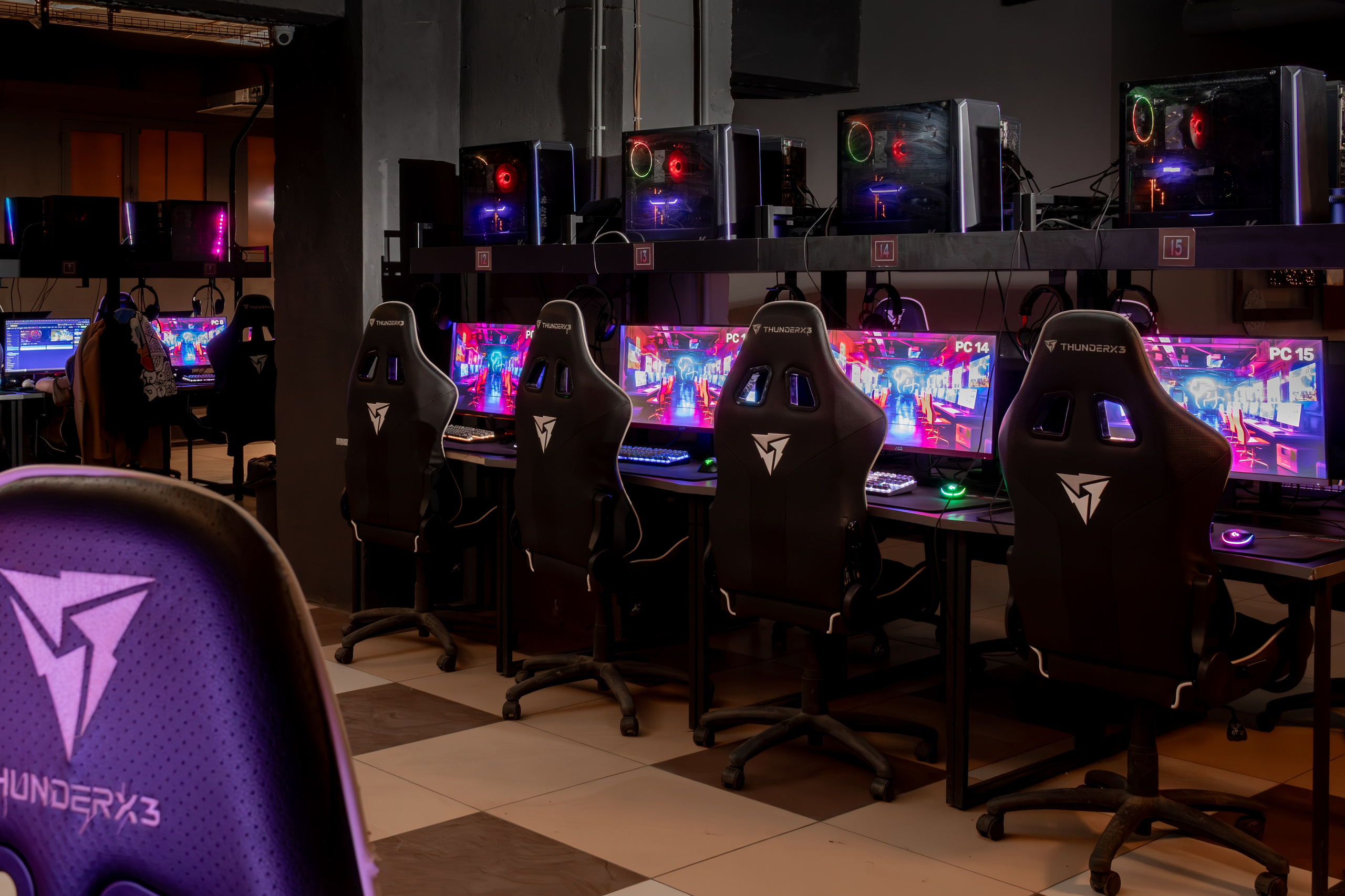 Интерьер | Компьютерный клуб. Фотограф в Казани