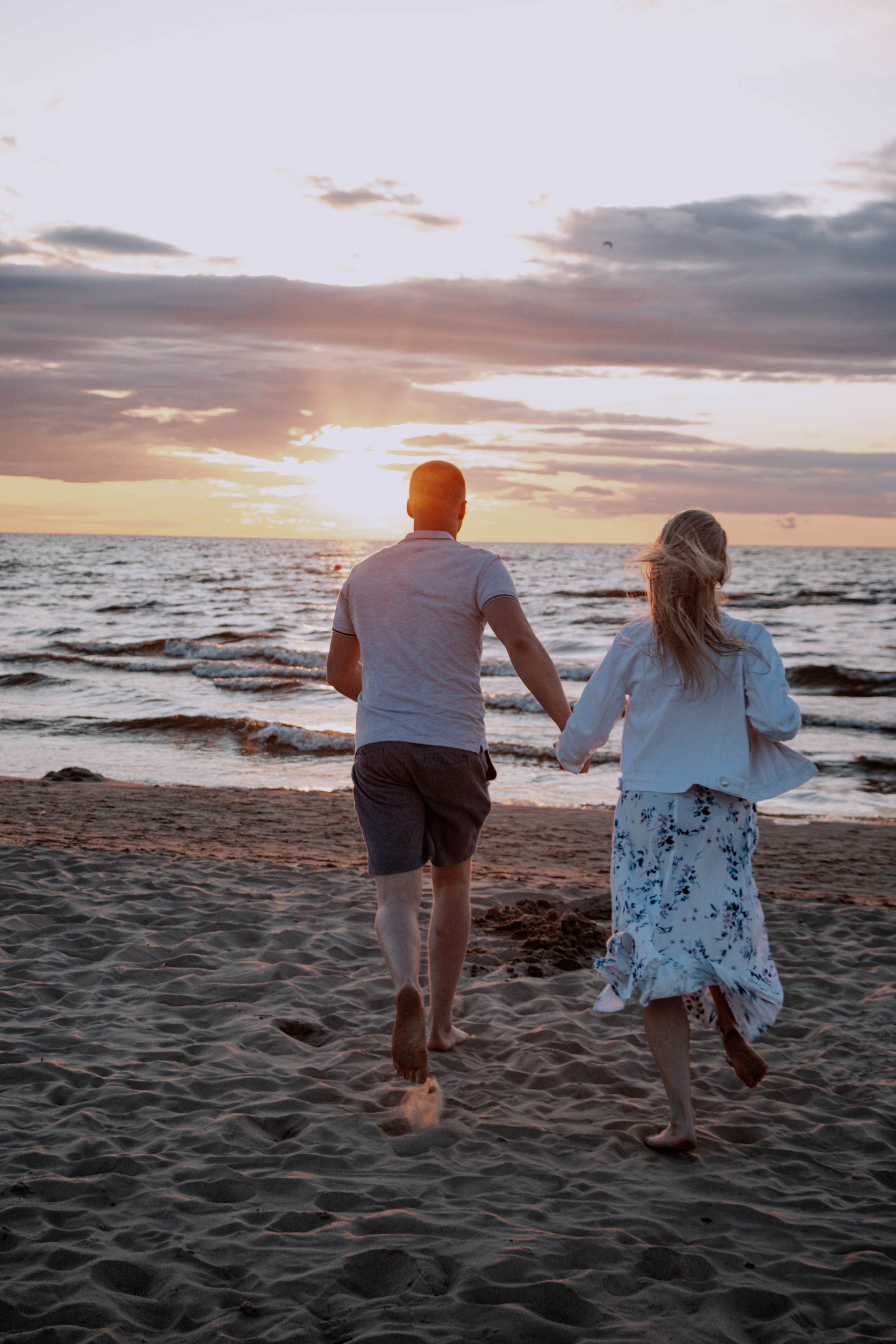 Бережно сохраняю ваши чувства и истории на своих фотографиях