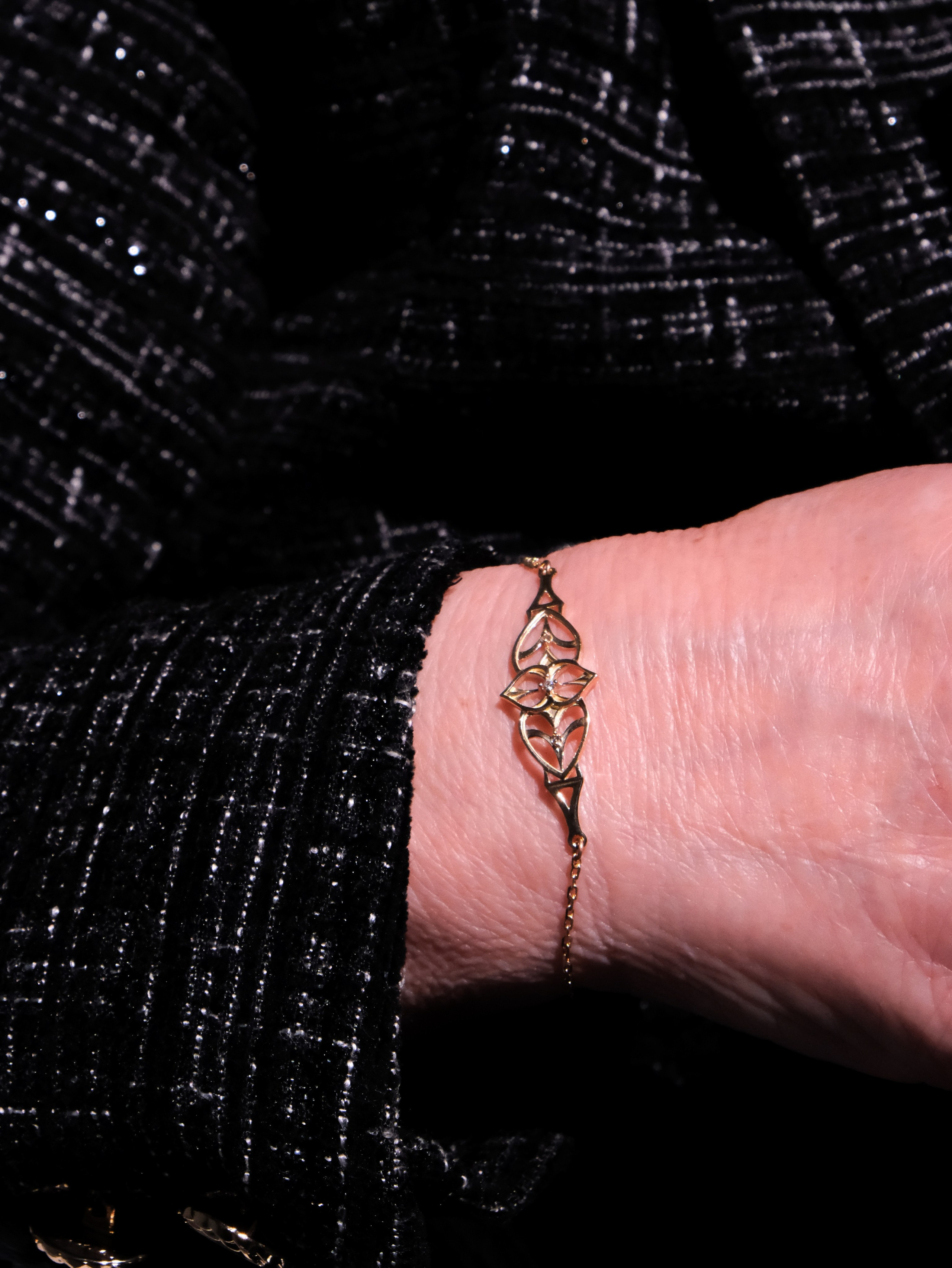 Mayralla Hazna. VonContent