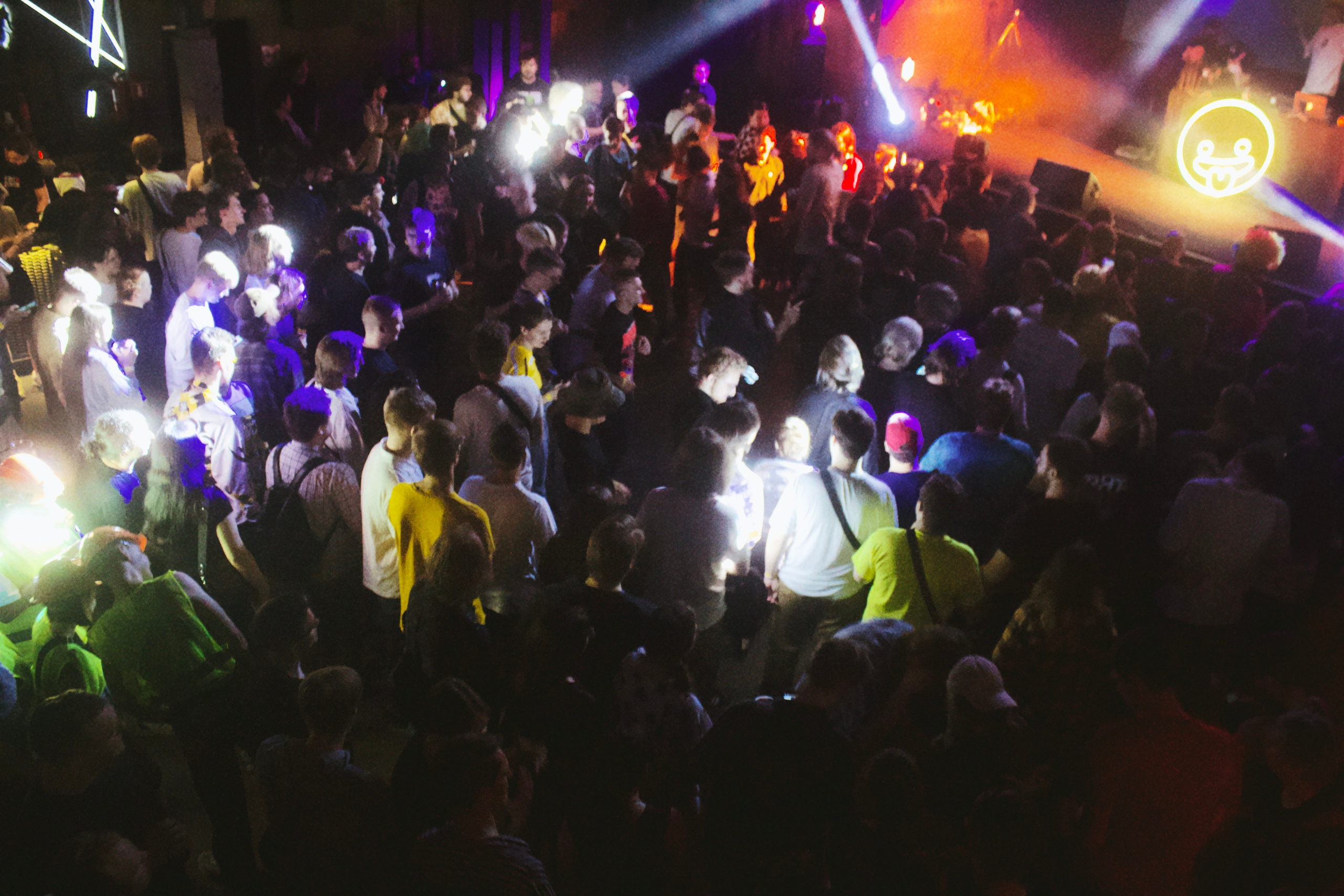 Фестиваль MASHUPBLE4. Концертный и портретный фотограф в Москве Соня Спросонья