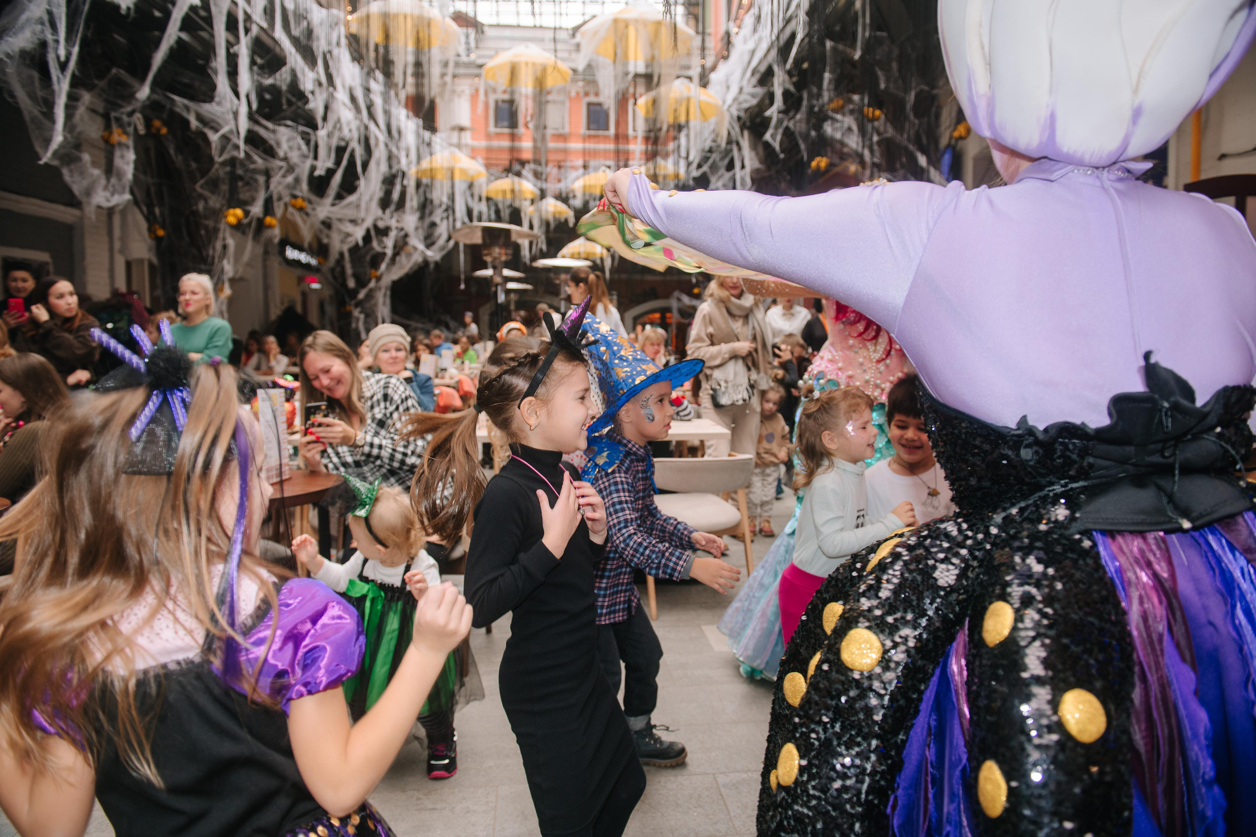 Гастродвор бранч на Хеллоуин. Фотограф Валерия Голубева (Миронова)