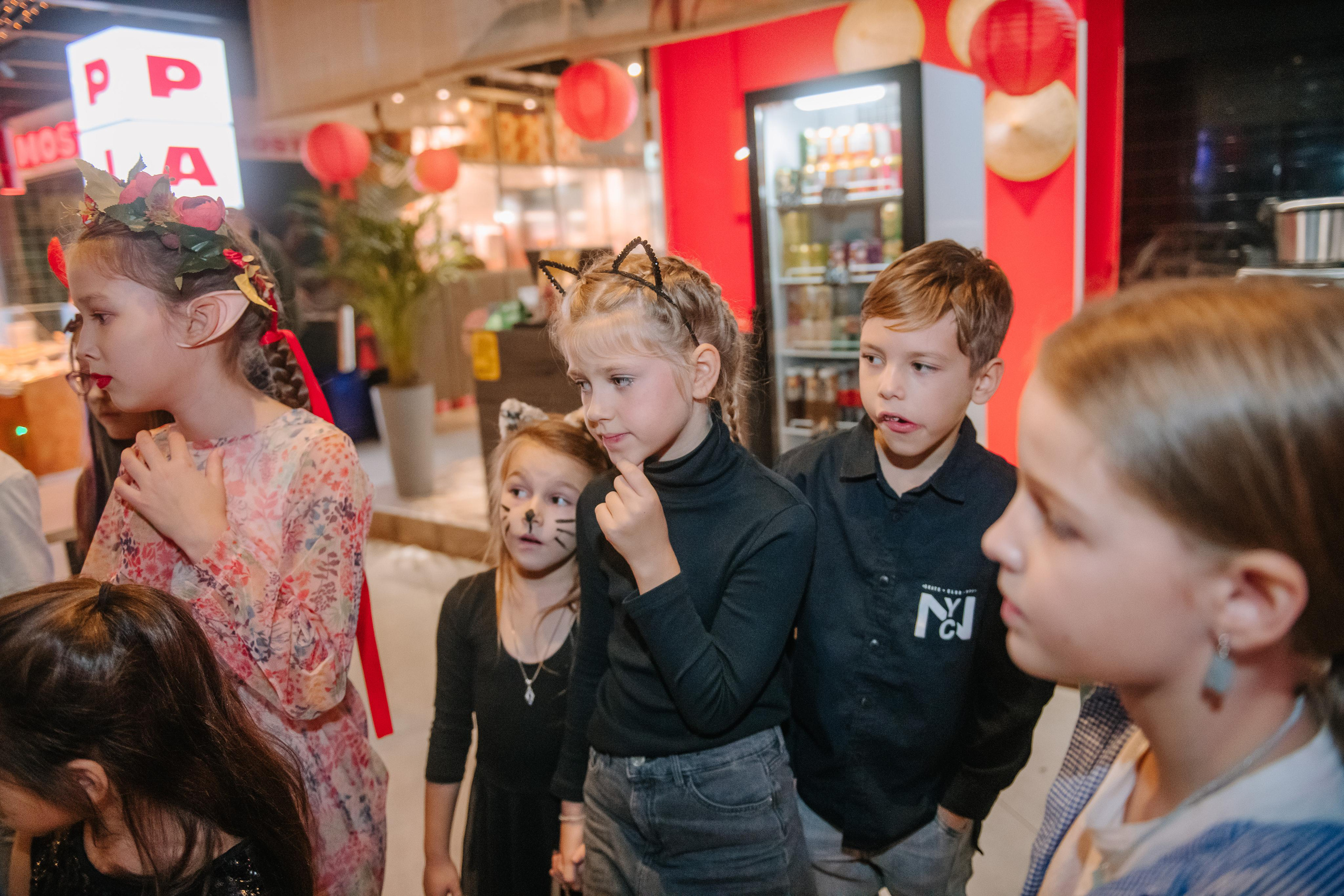 Гастродвор детский мастер-класс на Хеллоуин по приготовлению пиццы. Фотограф Валерия Голубева (Миронова)