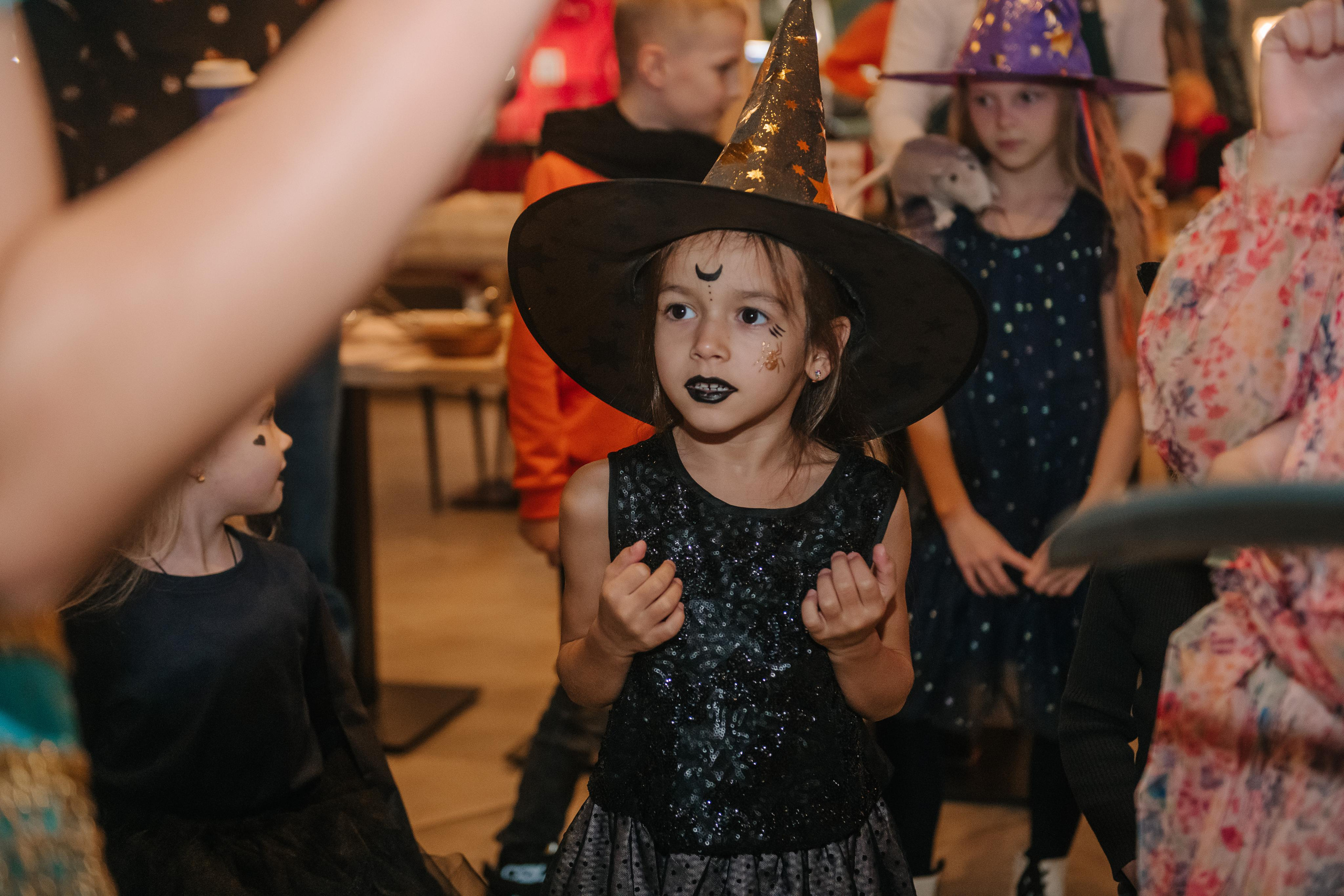 Гастродвор детский мастер-класс на Хеллоуин по приготовлению пиццы. Фотограф Валерия Голубева (Миронова)