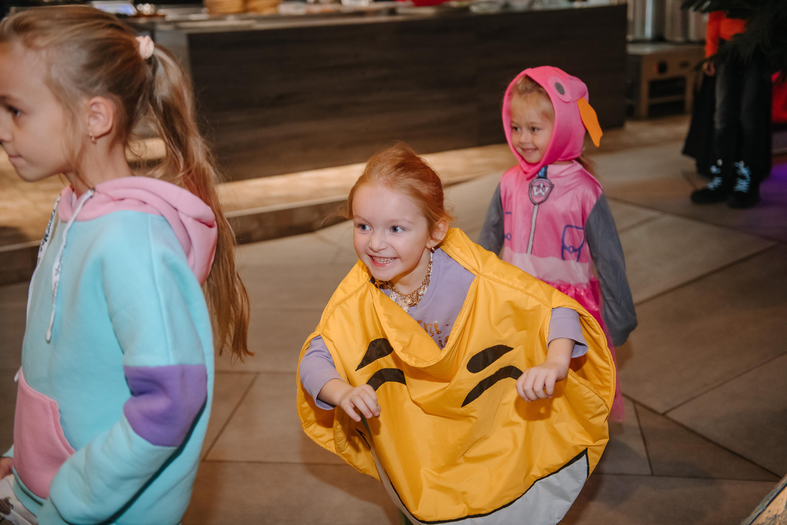 Гастродвор детский мастер-класс на Хеллоуин по приготовлению пиццы. Фотограф Валерия Голубева (Миронова)