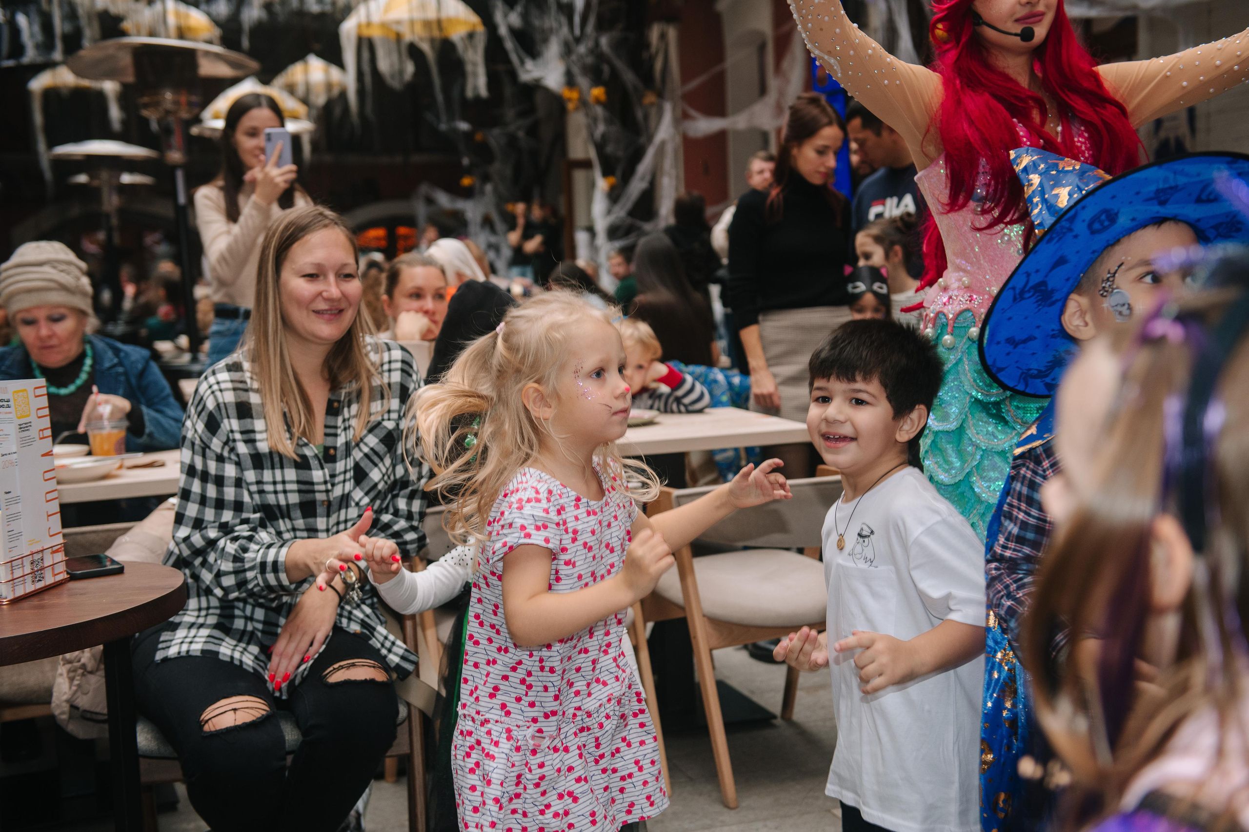 Гастродвор бранч на Хеллоуин. Фотограф Валерия Голубева (Миронова)
