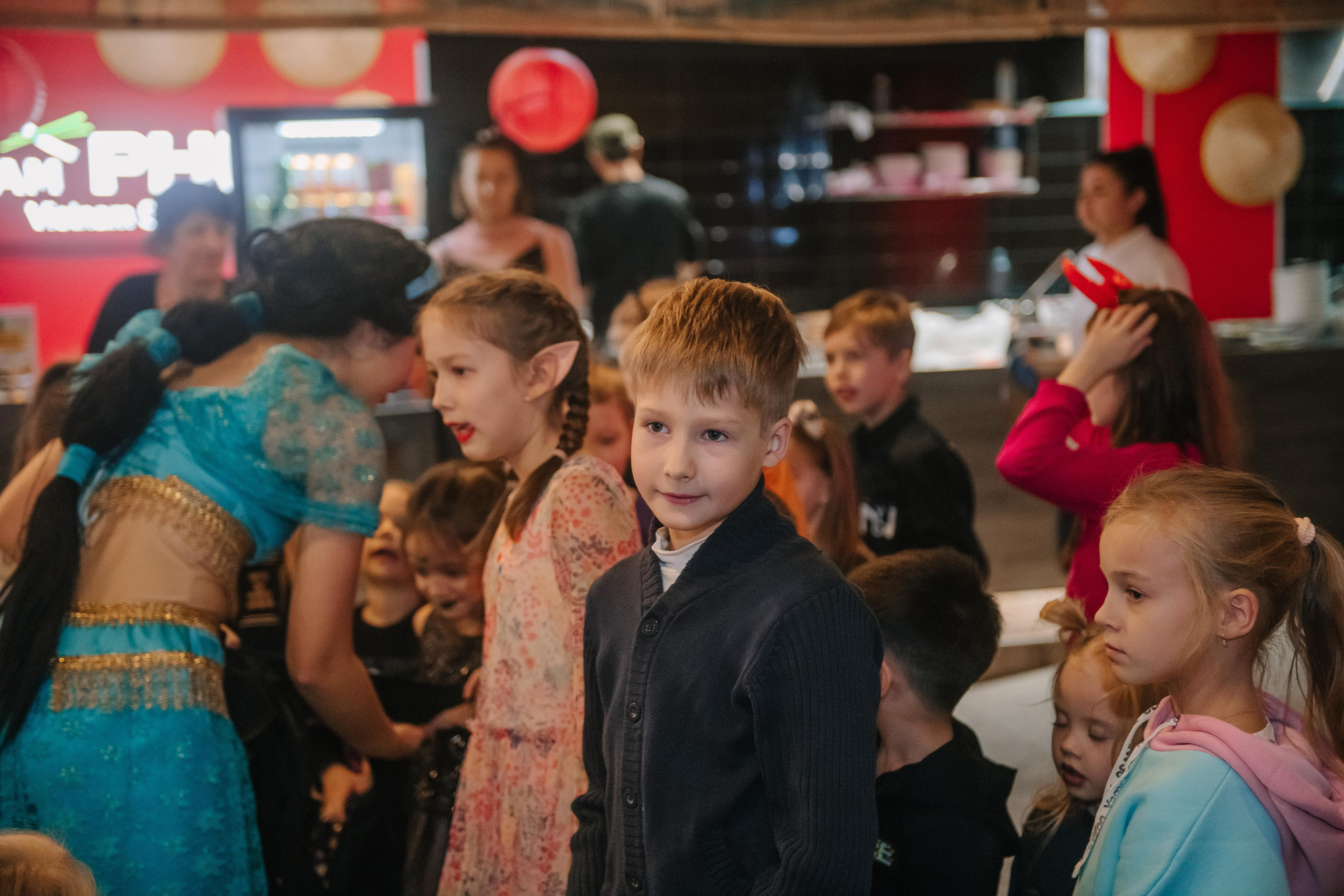 Гастродвор детский мастер-класс на Хеллоуин по приготовлению пиццы. Фотограф Валерия Голубева (Миронова)