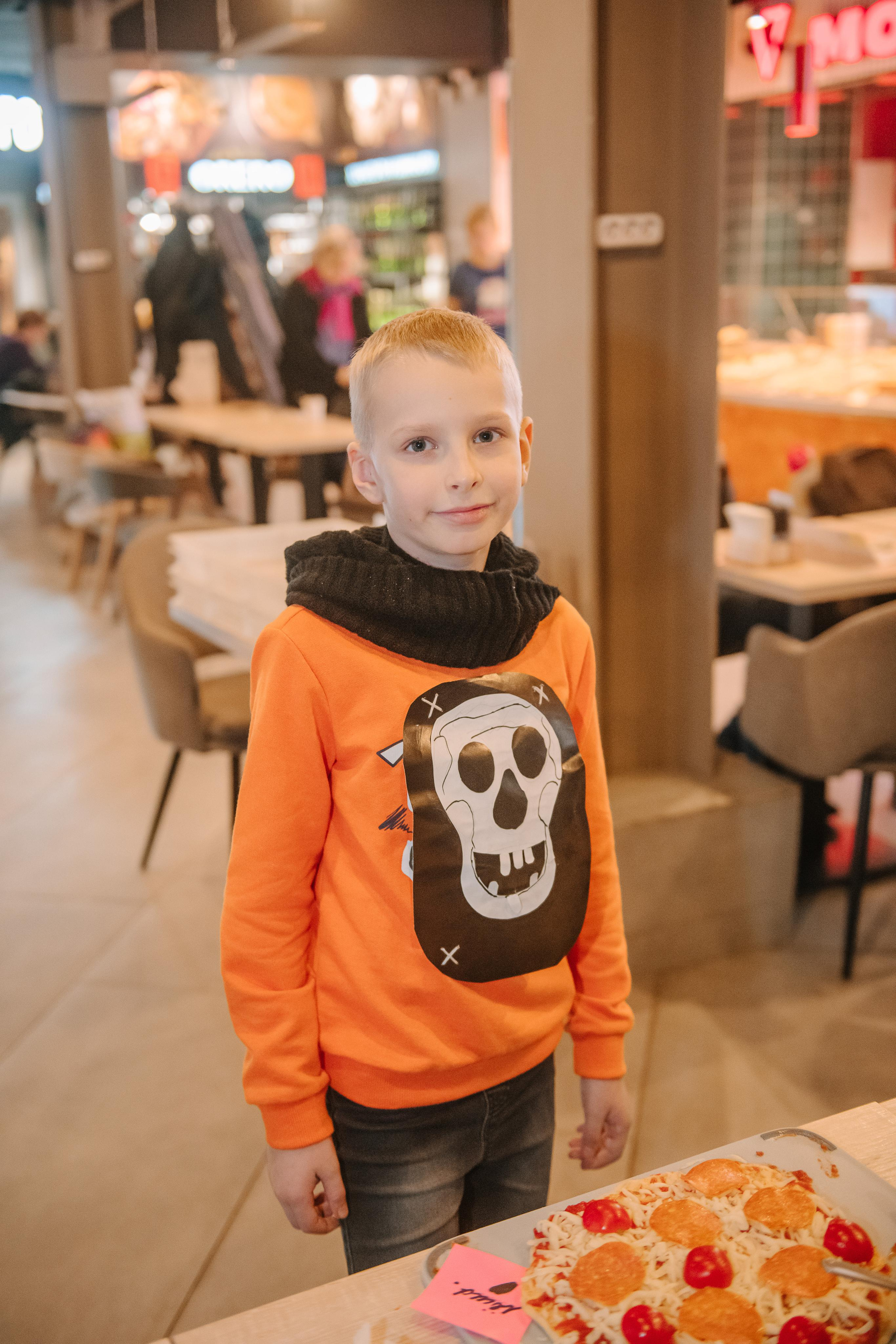 Гастродвор детский мастер-класс на Хеллоуин по приготовлению пиццы. Фотограф Валерия Голубева (Миронова)