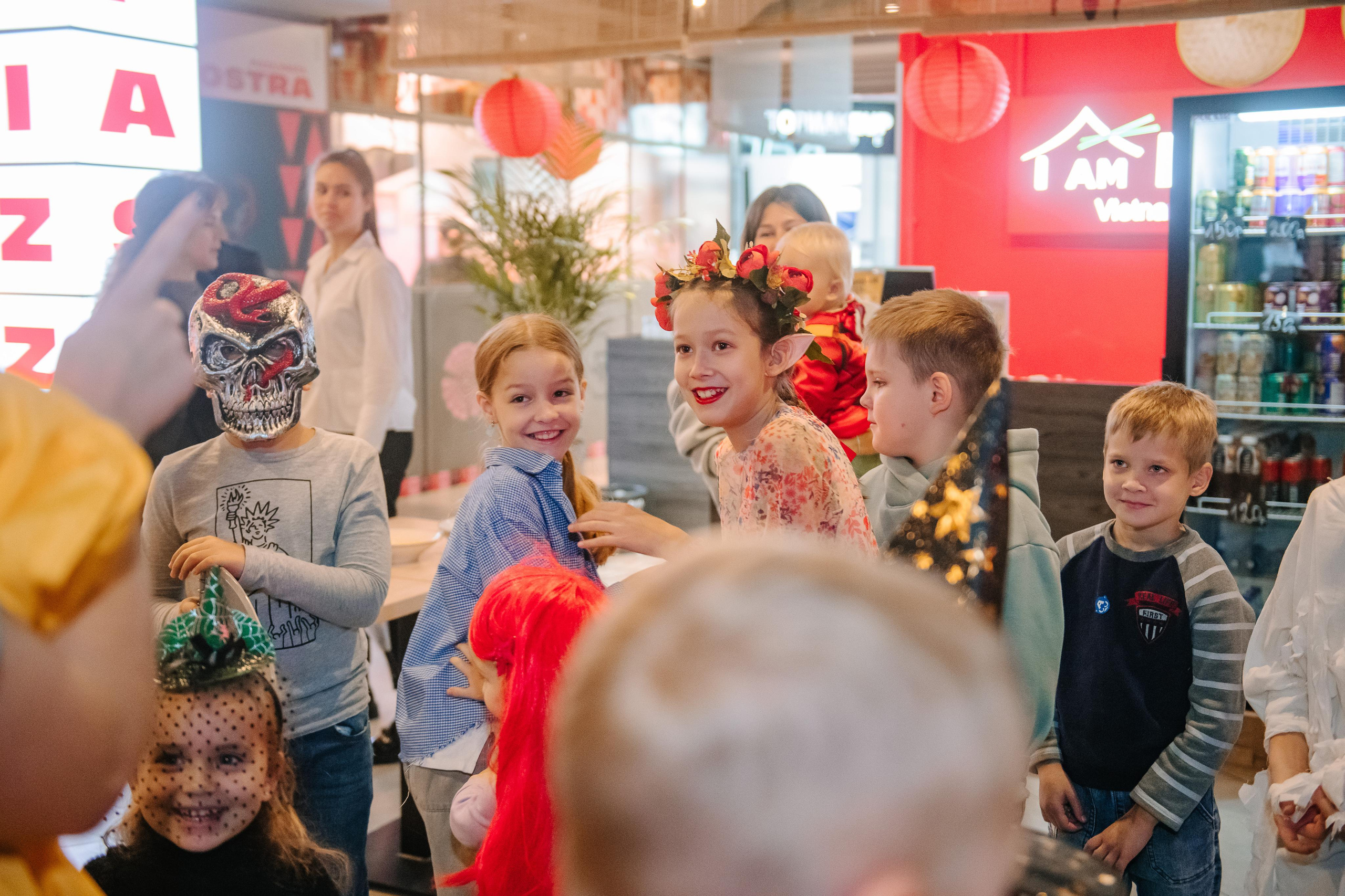 Гастродвор детский мастер-класс на Хеллоуин по приготовлению пиццы. Фотограф Валерия Голубева (Миронова)