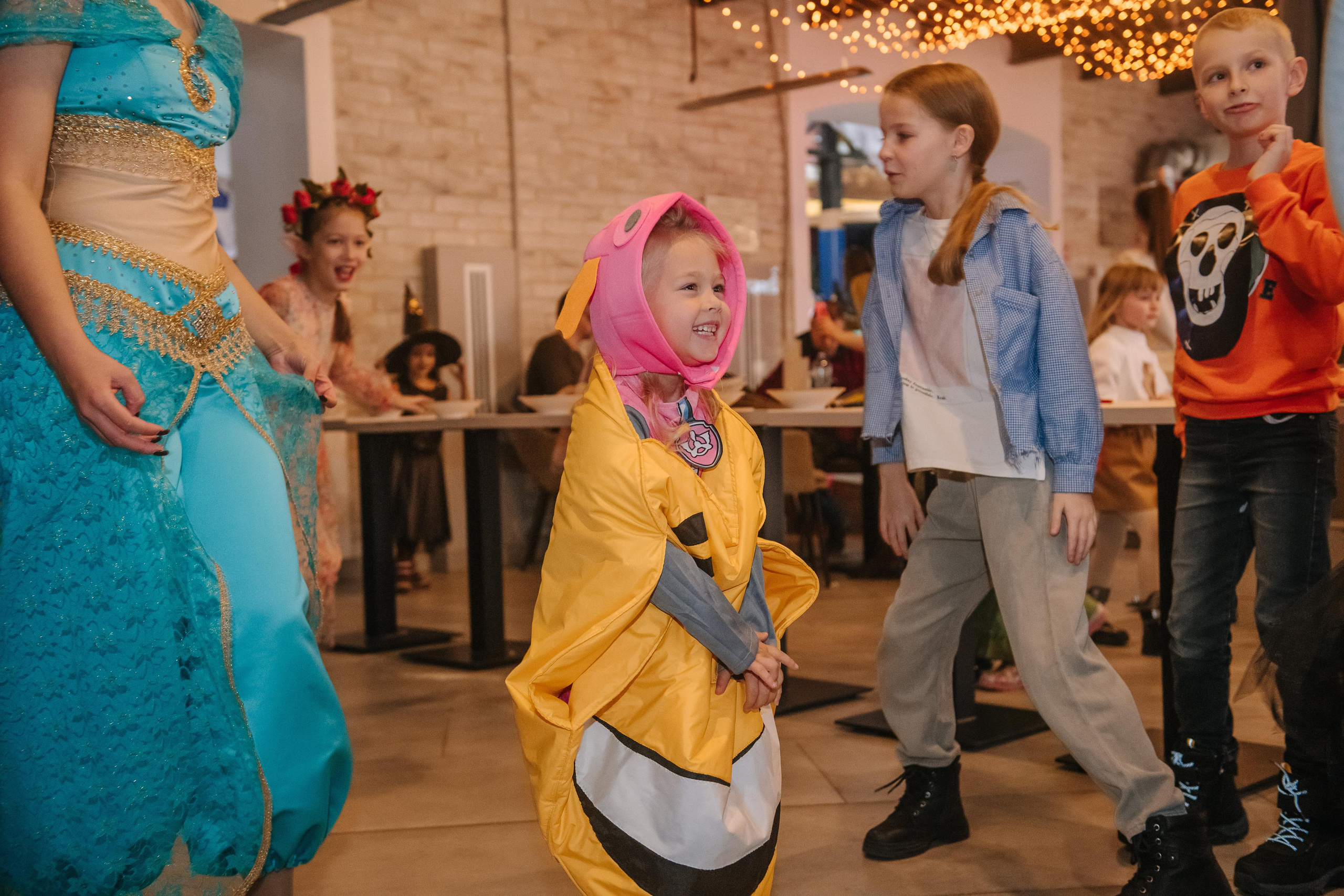 Гастродвор детский мастер-класс на Хеллоуин по приготовлению пиццы. Фотограф Валерия Голубева (Миронова)