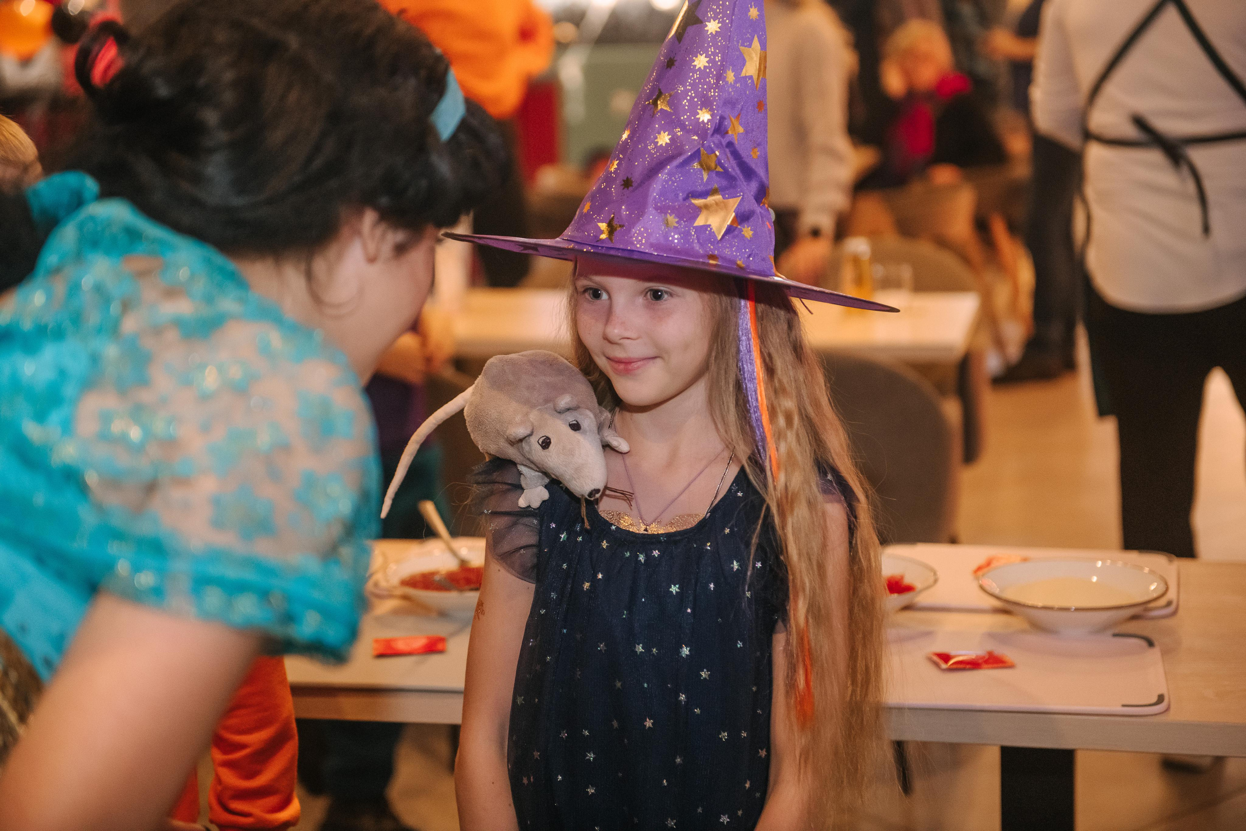 Гастродвор детский мастер-класс на Хеллоуин по приготовлению пиццы. Фотограф Валерия Голубева (Миронова)