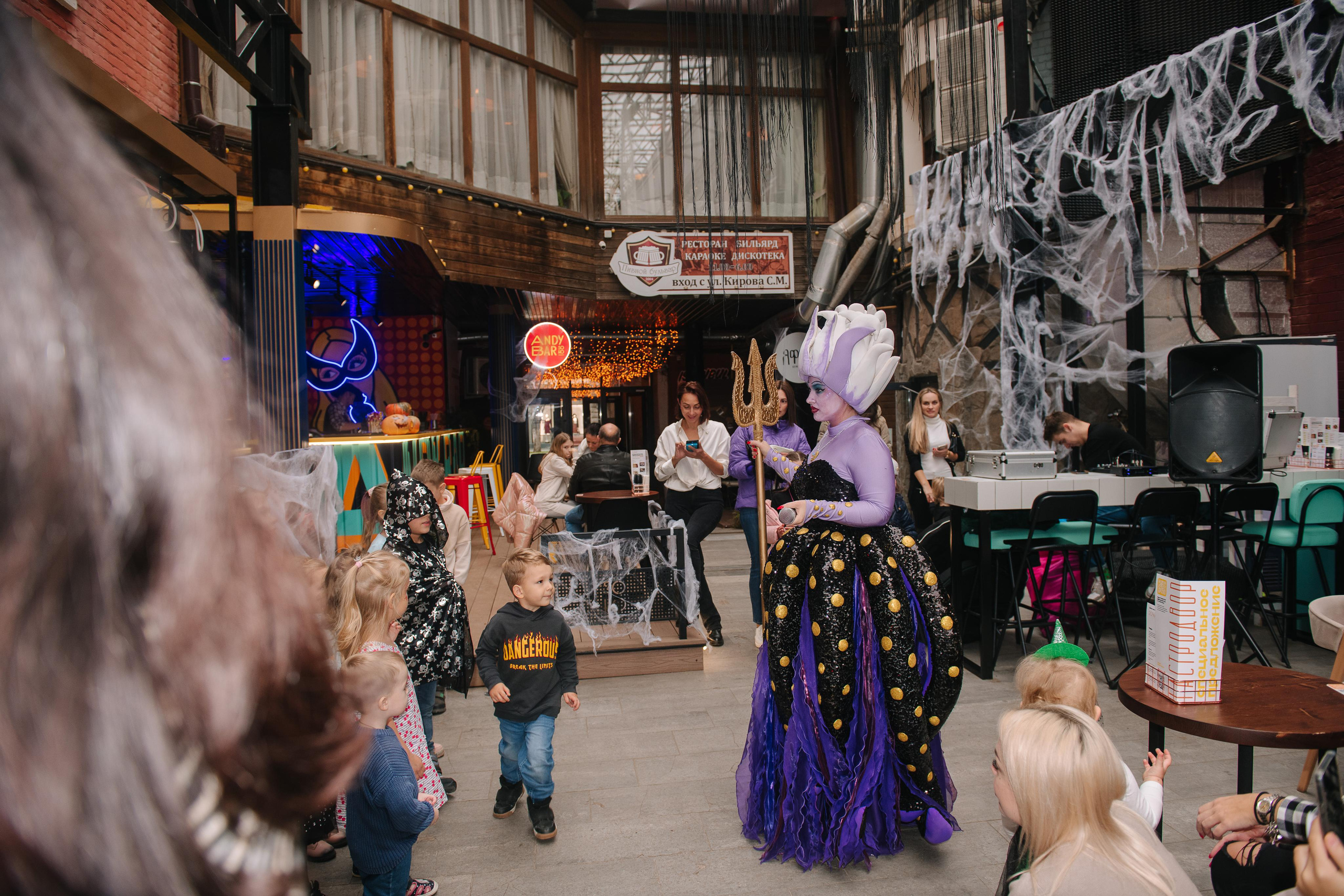 Гастродвор бранч на Хеллоуин. Фотограф Валерия Голубева (Миронова)