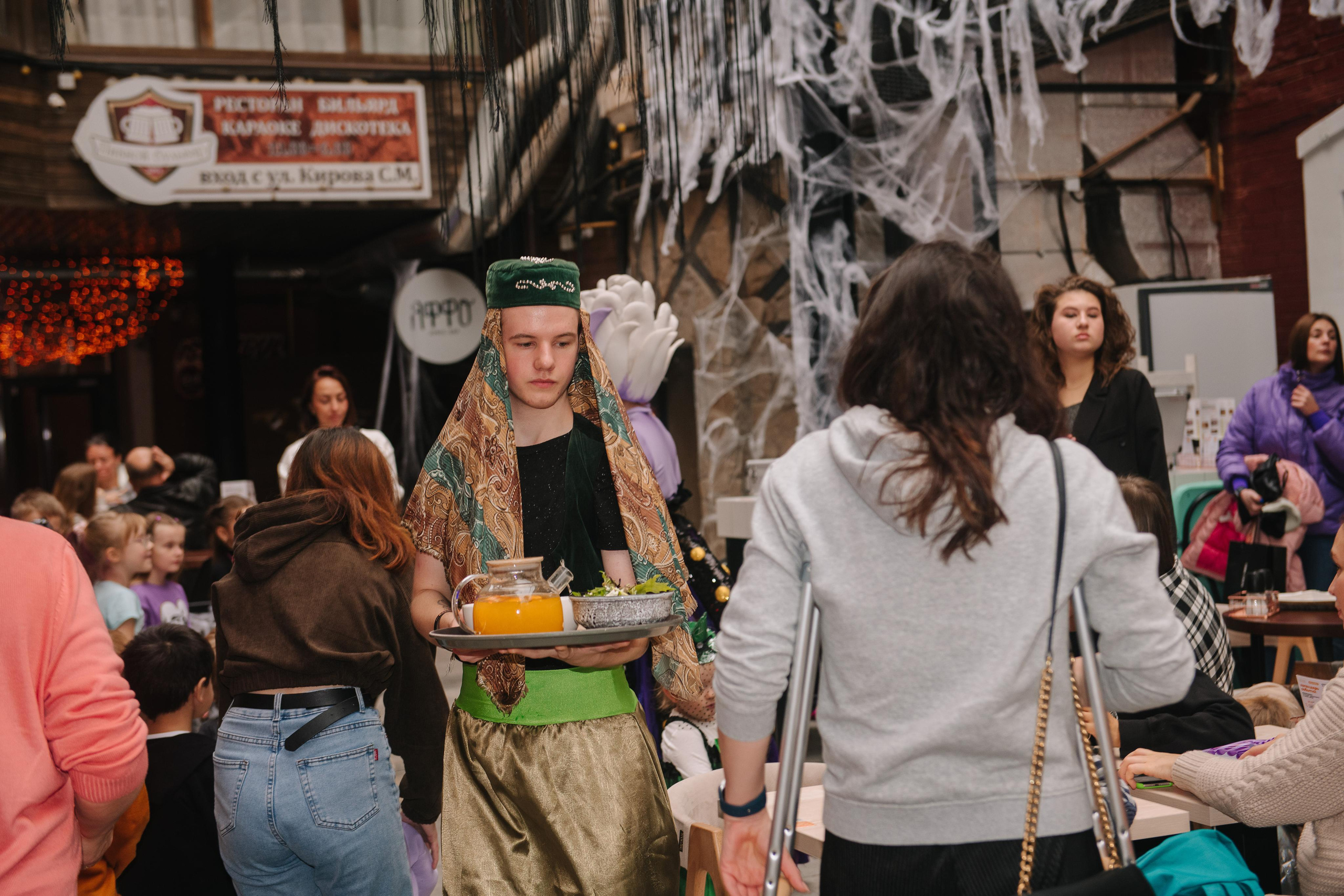 Гастродвор бранч на Хеллоуин. Фотограф Валерия Голубева (Миронова)